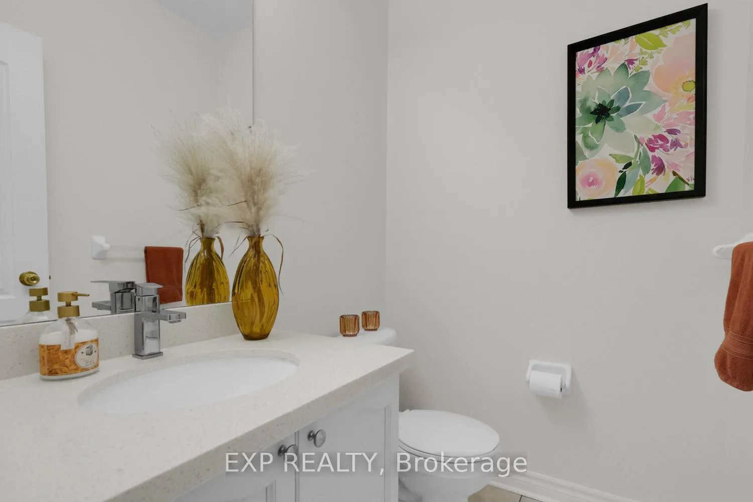 Photo 9 of 24 Williams Street, Markham, Berczy — HOMEH