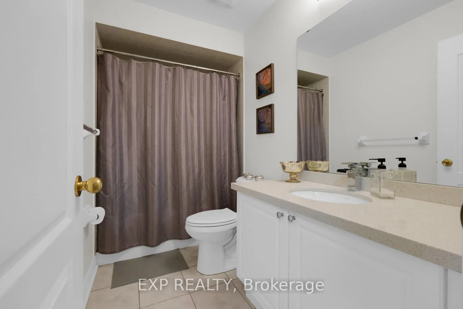 Photo 15 of 24 Williams Street, Markham, Berczy — HOMEH