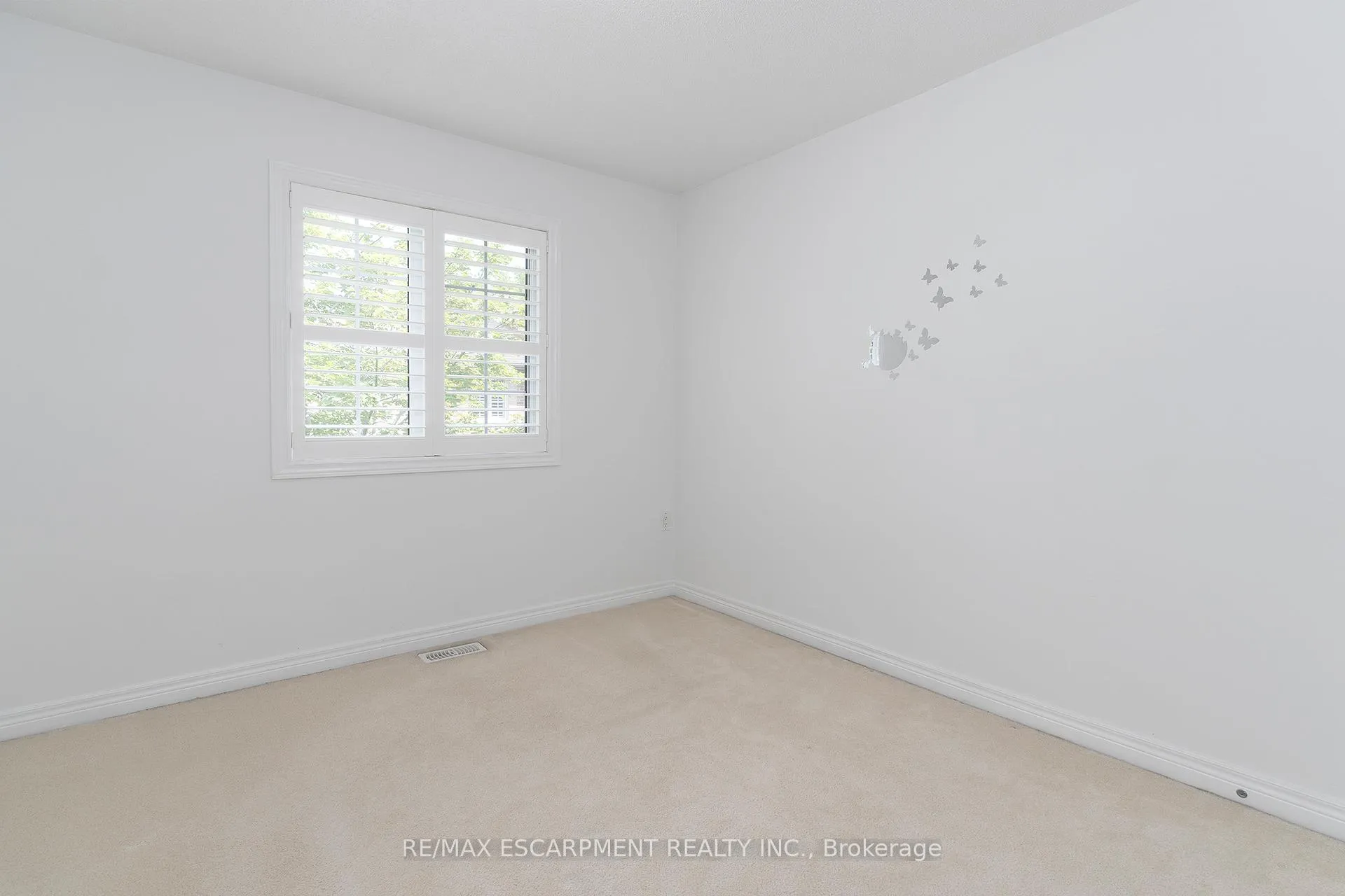 Photo 19 of 84 Myers Lane, Hamilton, Ancaster — HOMEH