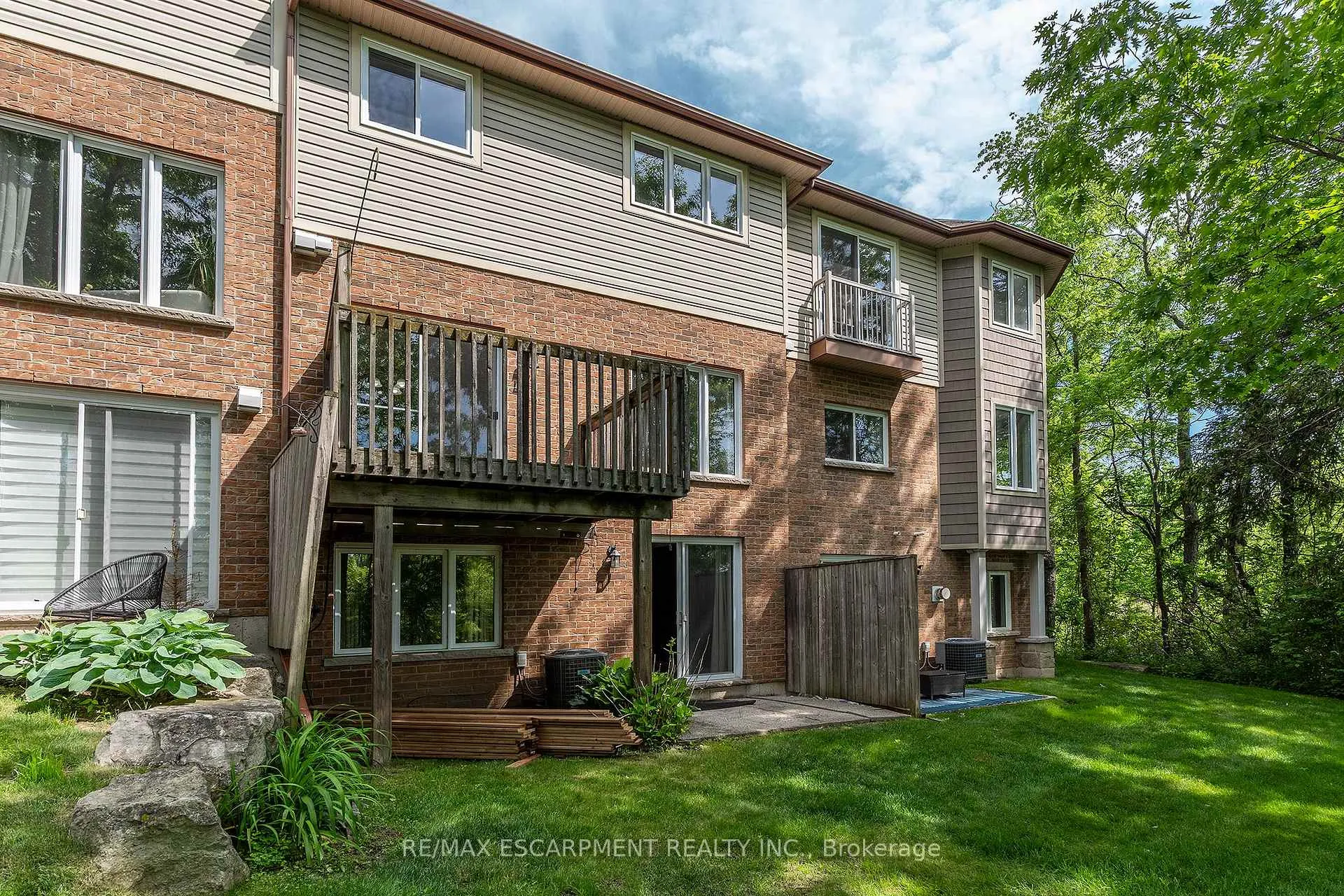 Photo 22 of 84 Myers Lane, Hamilton, Ancaster — HOMEH