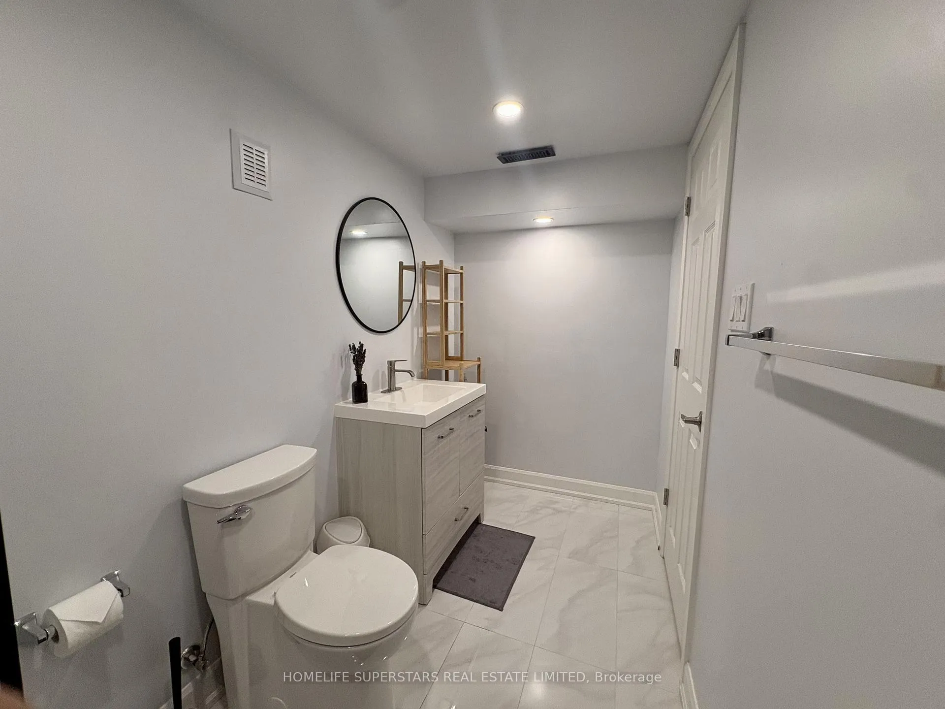 Photo 5 of 77 Horning Drive E, Hamilton, Iroquoia Heights — HOMEH