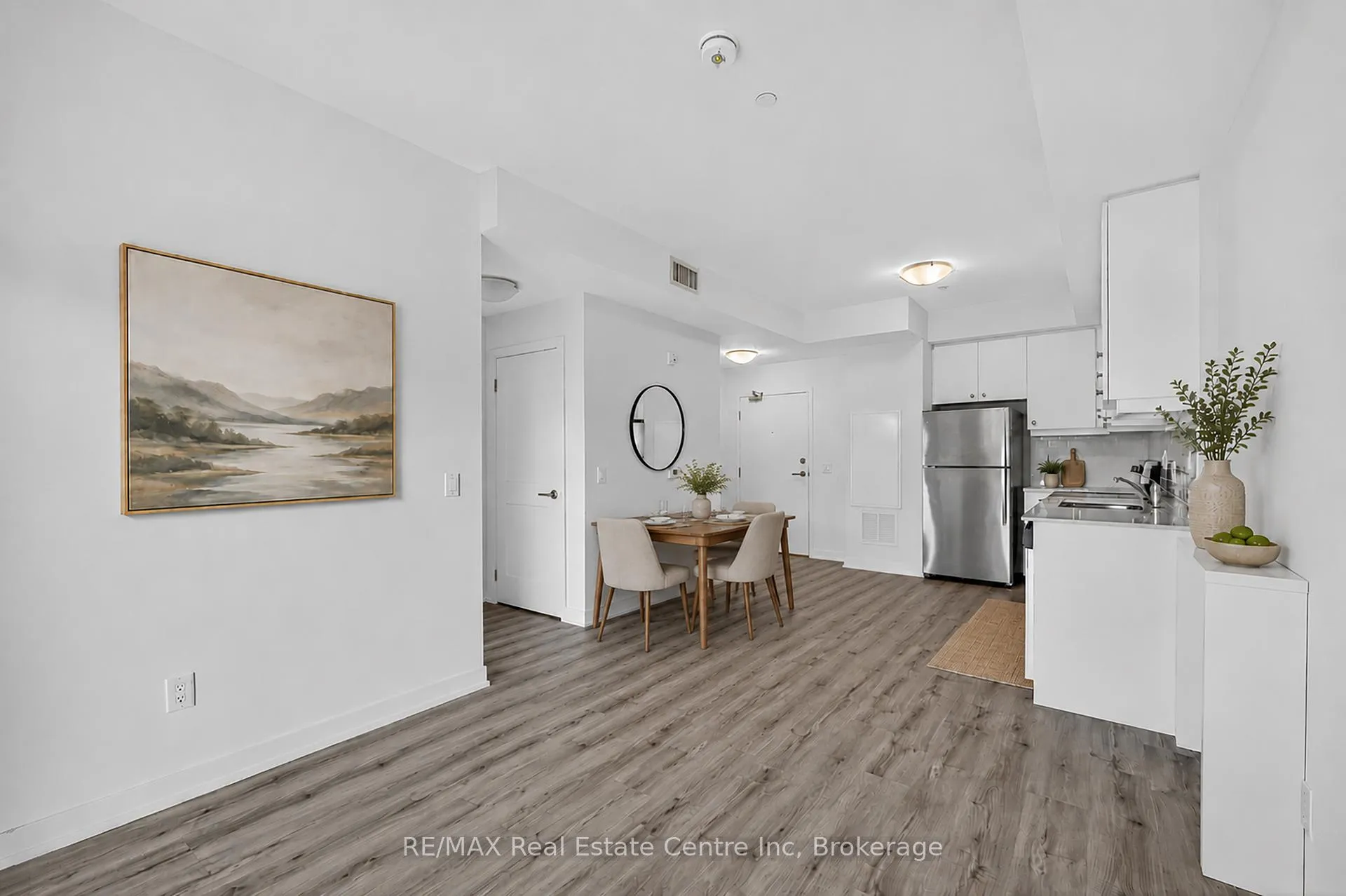 Photo 12 of 251 Northfield Drive, Waterloo — HOMEH