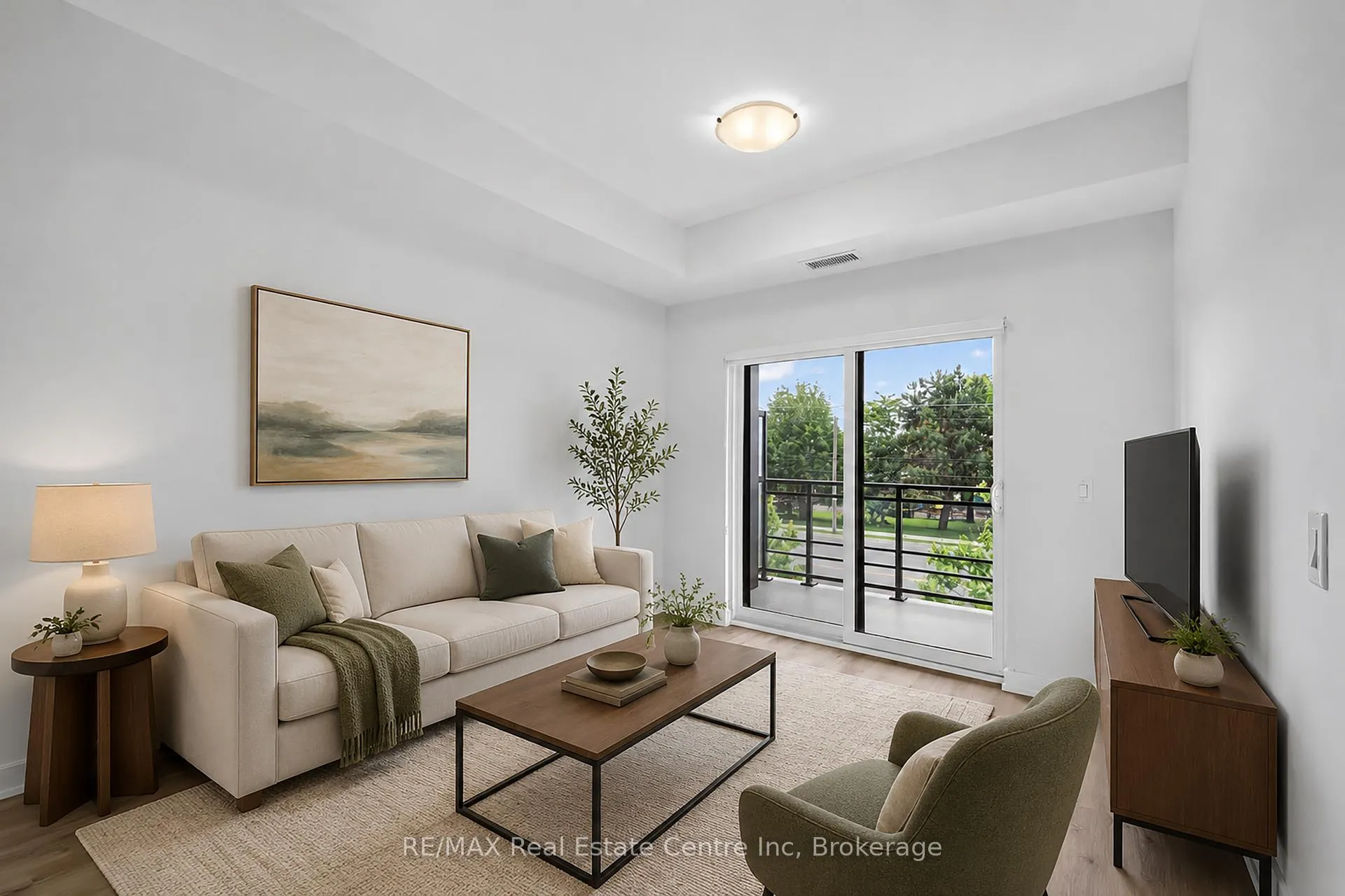 Photo 15 of 251 Northfield Drive, Waterloo — HOMEH
