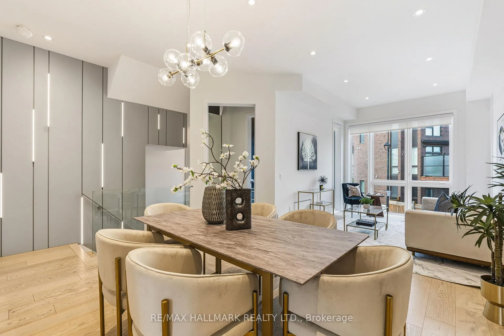 Photo 21 of 46 Crestridge Drive, Vaughan, Patterson — HOMEH