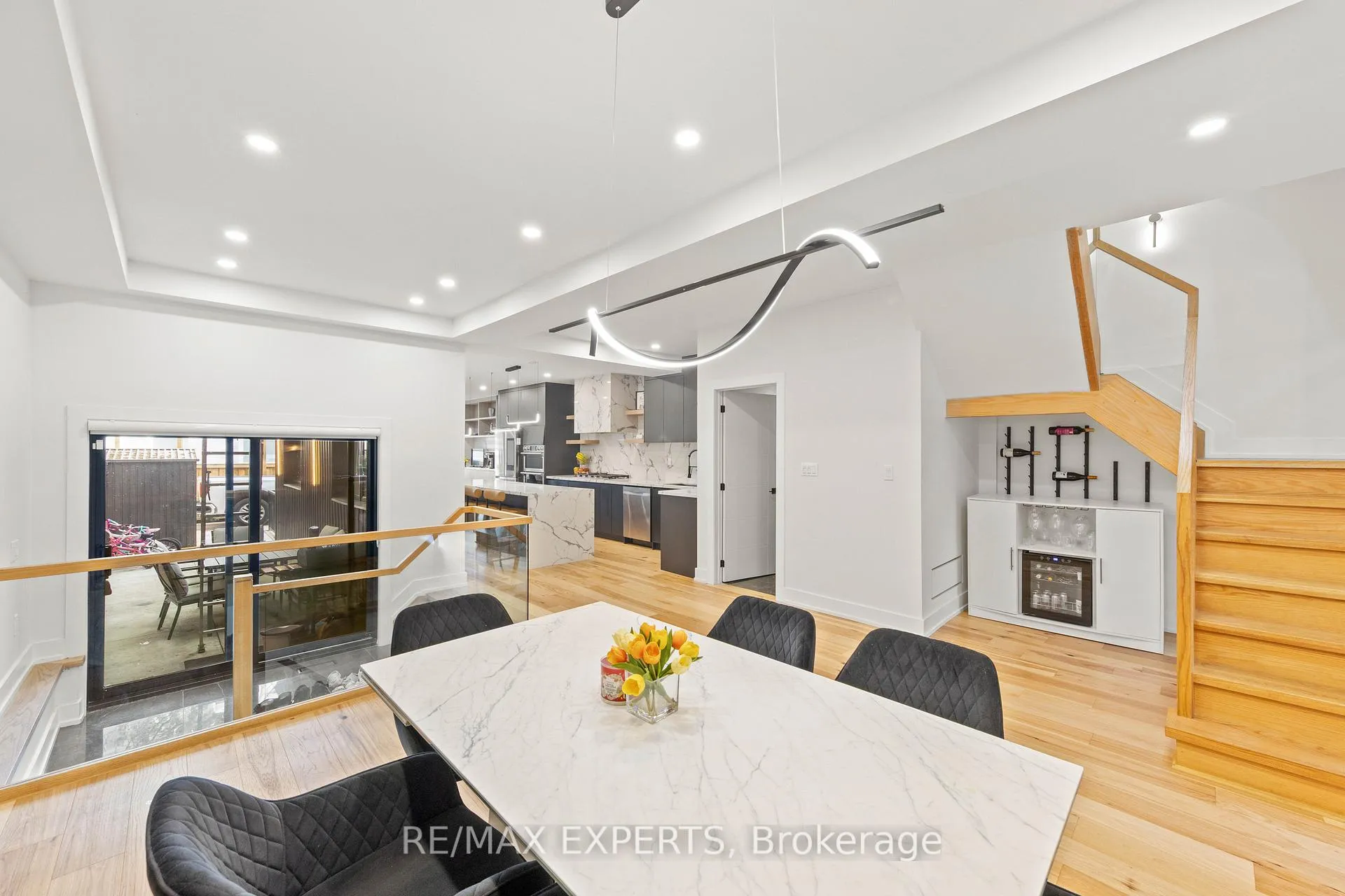 Photo 8 of 5 Harvard Avenue, Toronto, Roncesvalles — HOMEH