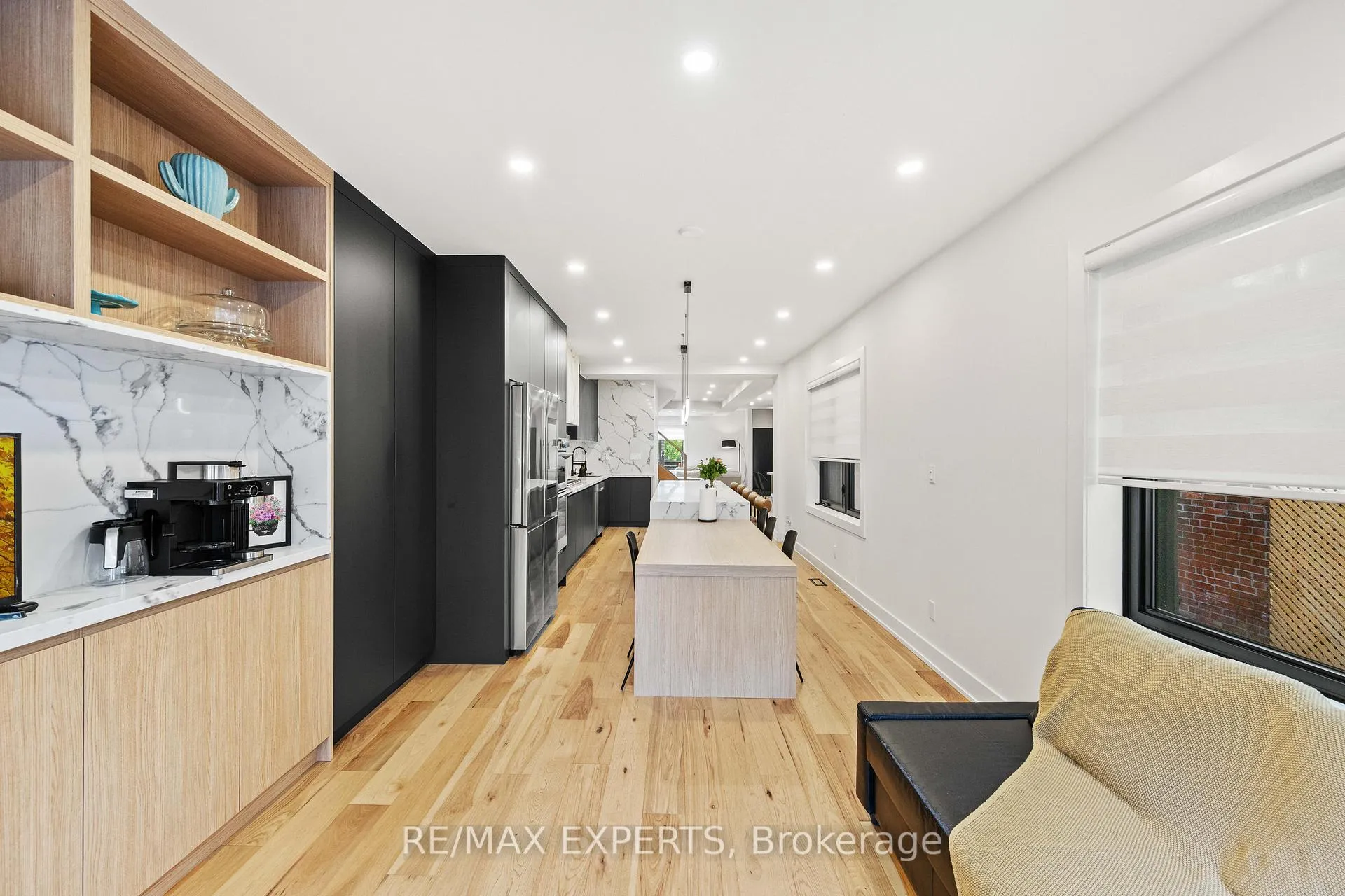 Photo 12 of 5 Harvard Avenue, Toronto, Roncesvalles — HOMEH