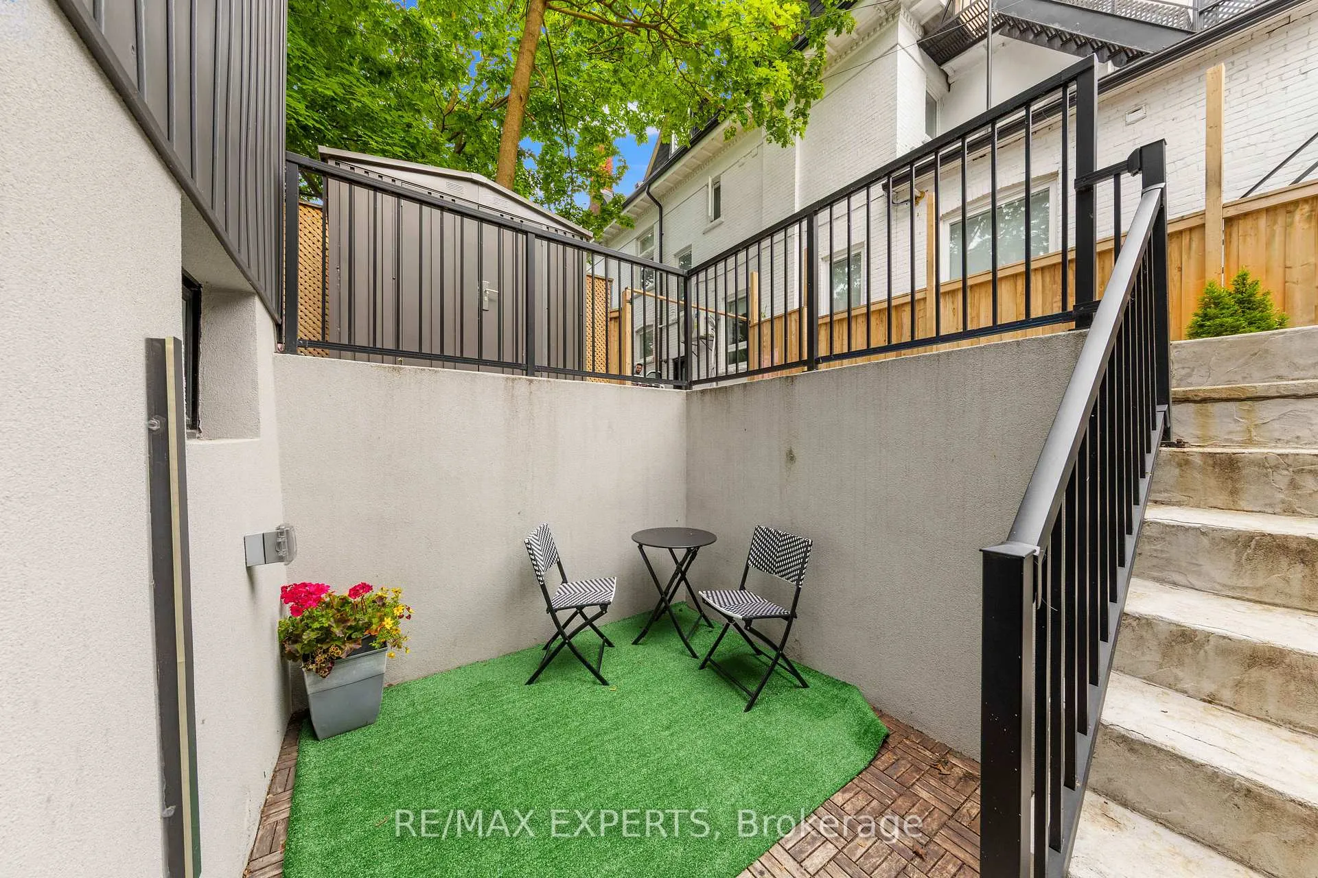 Photo 48 of 5 Harvard Avenue, Toronto, Roncesvalles — HOMEH
