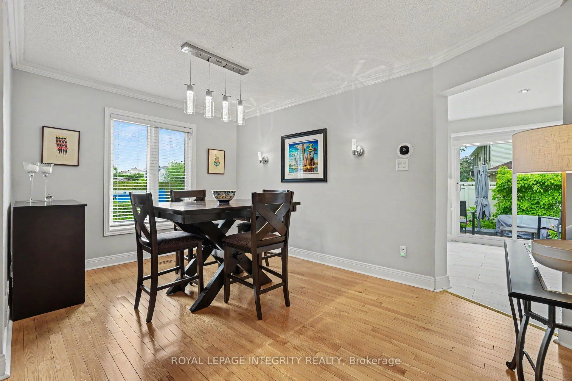 Photo 13 of 1642 Champneuf Drive, Ottawa, Chateauneuf — HOMEH