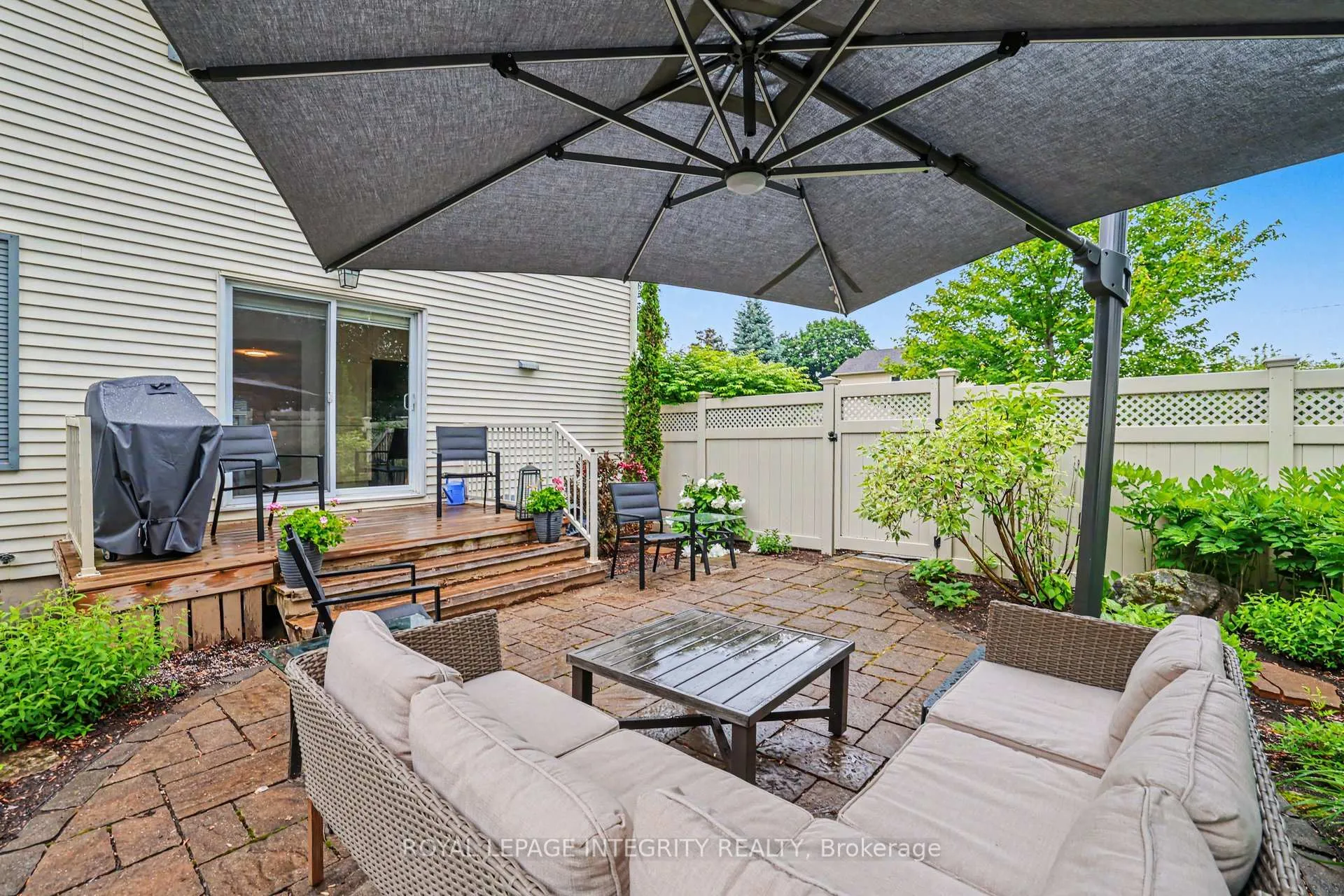 Photo 38 of 1642 Champneuf Drive, Ottawa, Chateauneuf — HOMEH