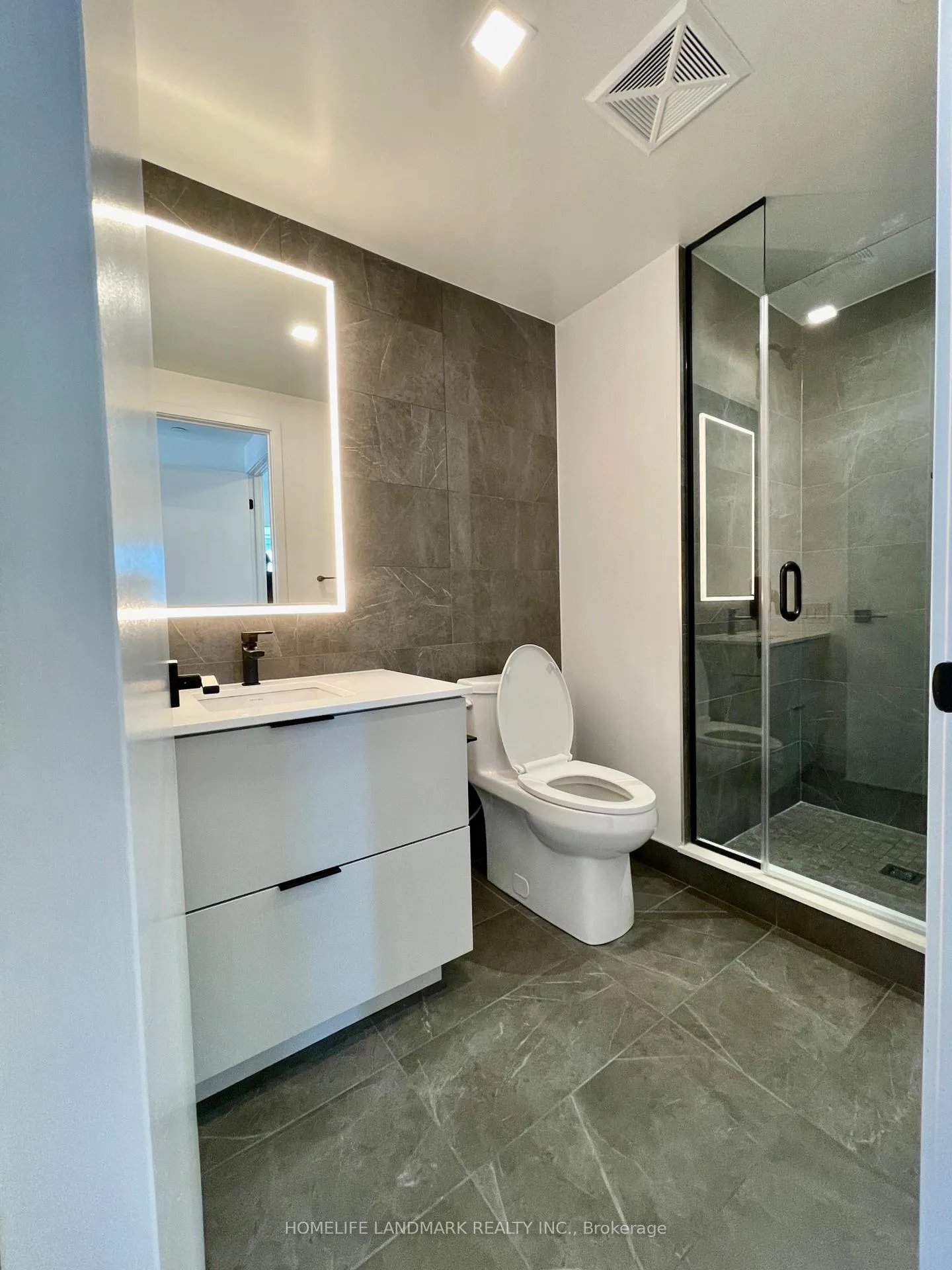 Photo 13 of Unit 3002, 609 Sherbourne Street, Toronto, North St. James Town — HOMEH