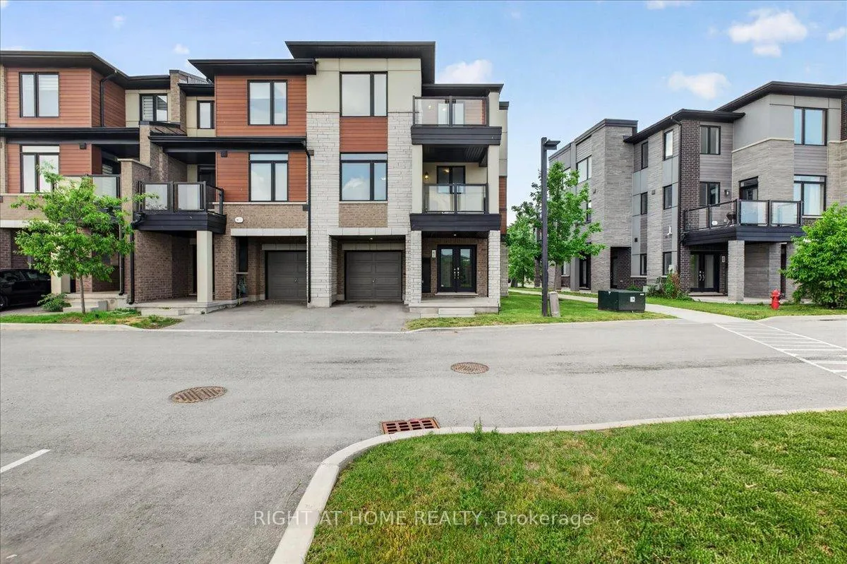 Photo 7 of Unit 67, 590 North Service Road, Hamilton, Lakeshore — HOMEH