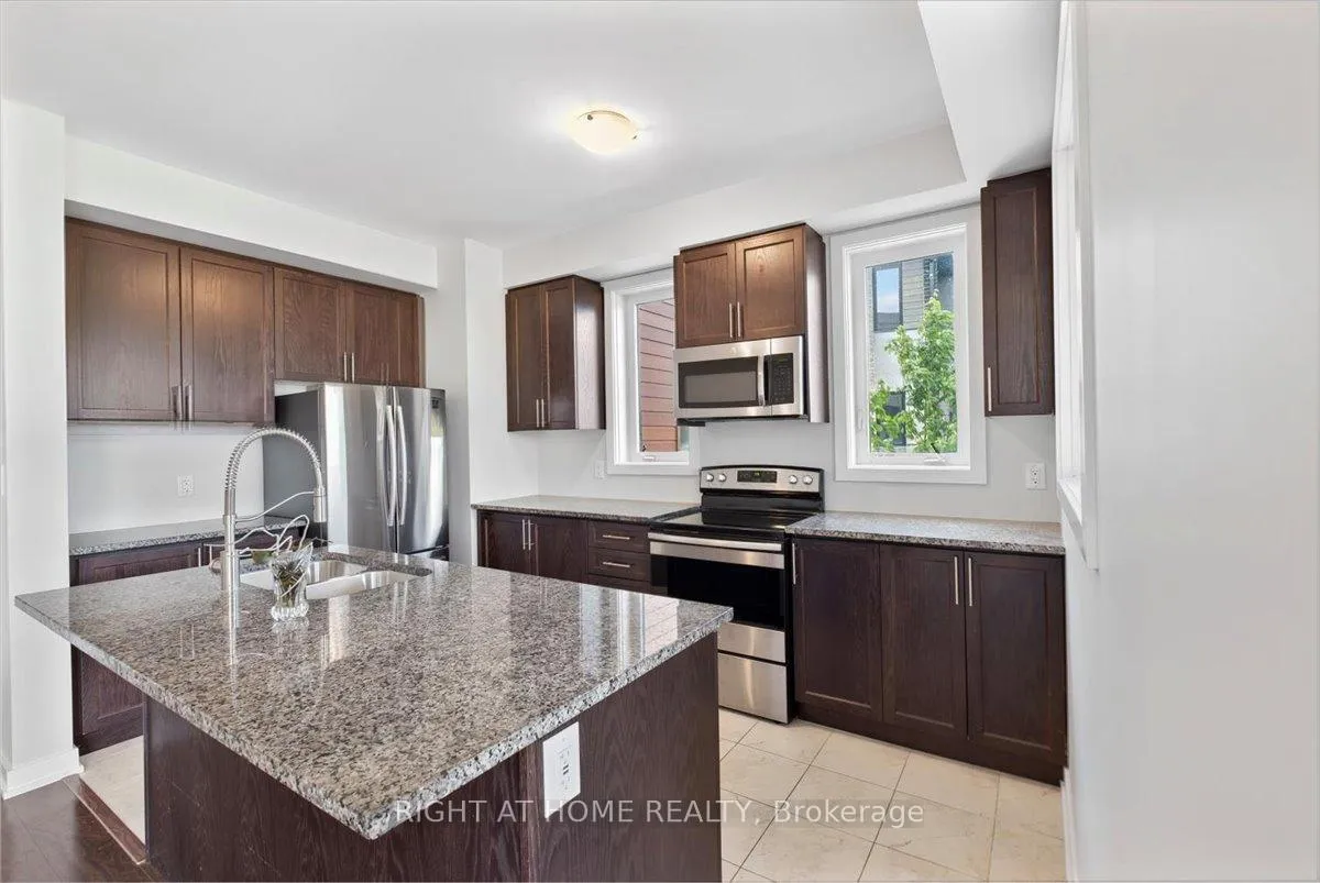 Photo 17 of Unit 67, 590 North Service Road, Hamilton, Lakeshore — HOMEH