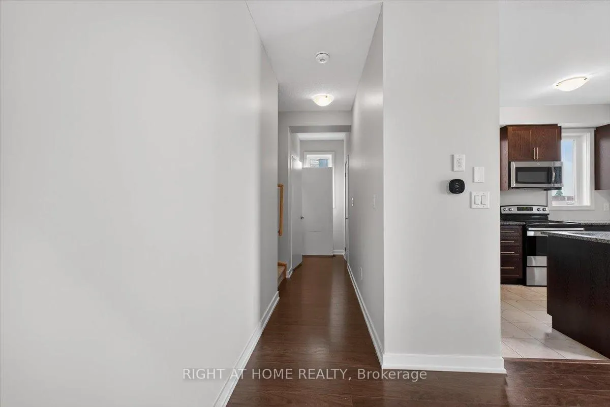 Photo 21 of Unit 67, 590 North Service Road, Hamilton, Lakeshore — HOMEH