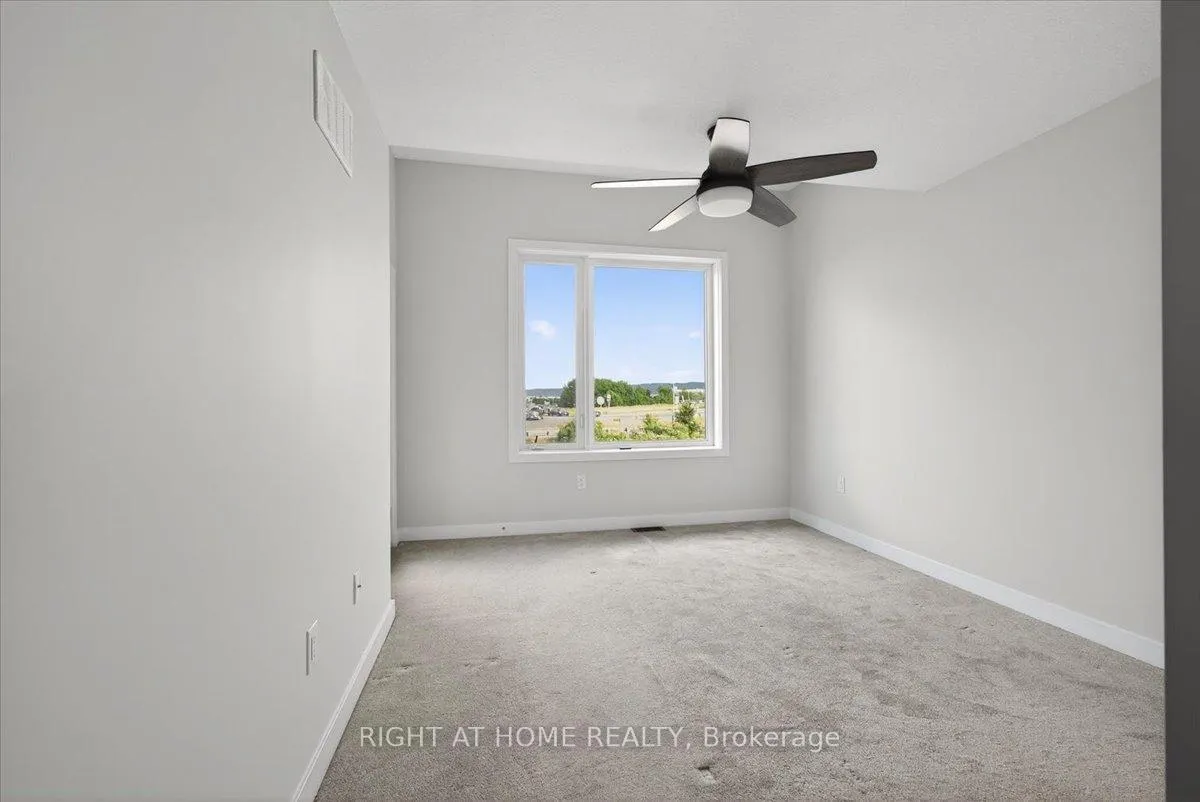 Photo 28 of Unit 67, 590 North Service Road, Hamilton, Lakeshore — HOMEH