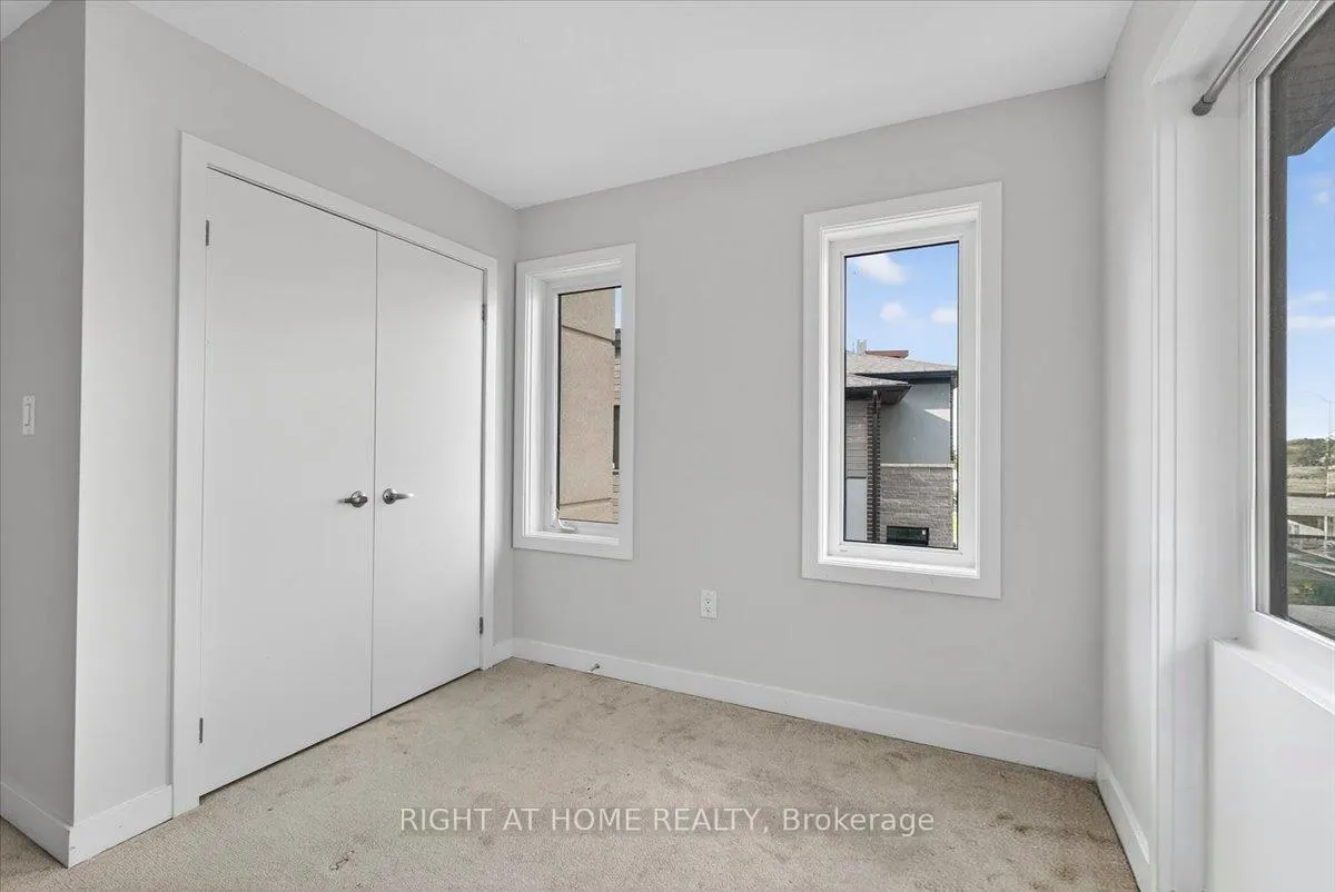 Photo 33 of Unit 67, 590 North Service Road, Hamilton, Lakeshore — HOMEH