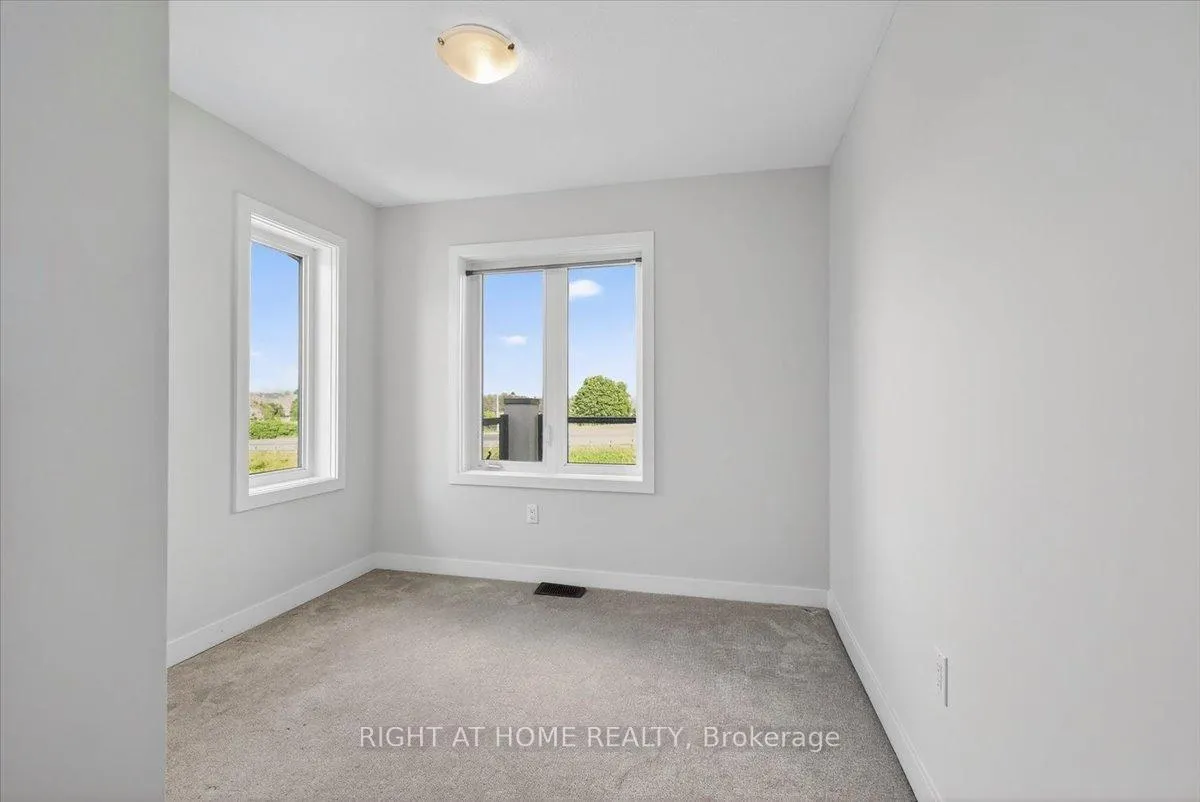 Photo 37 of Unit 67, 590 North Service Road, Hamilton, Lakeshore — HOMEH