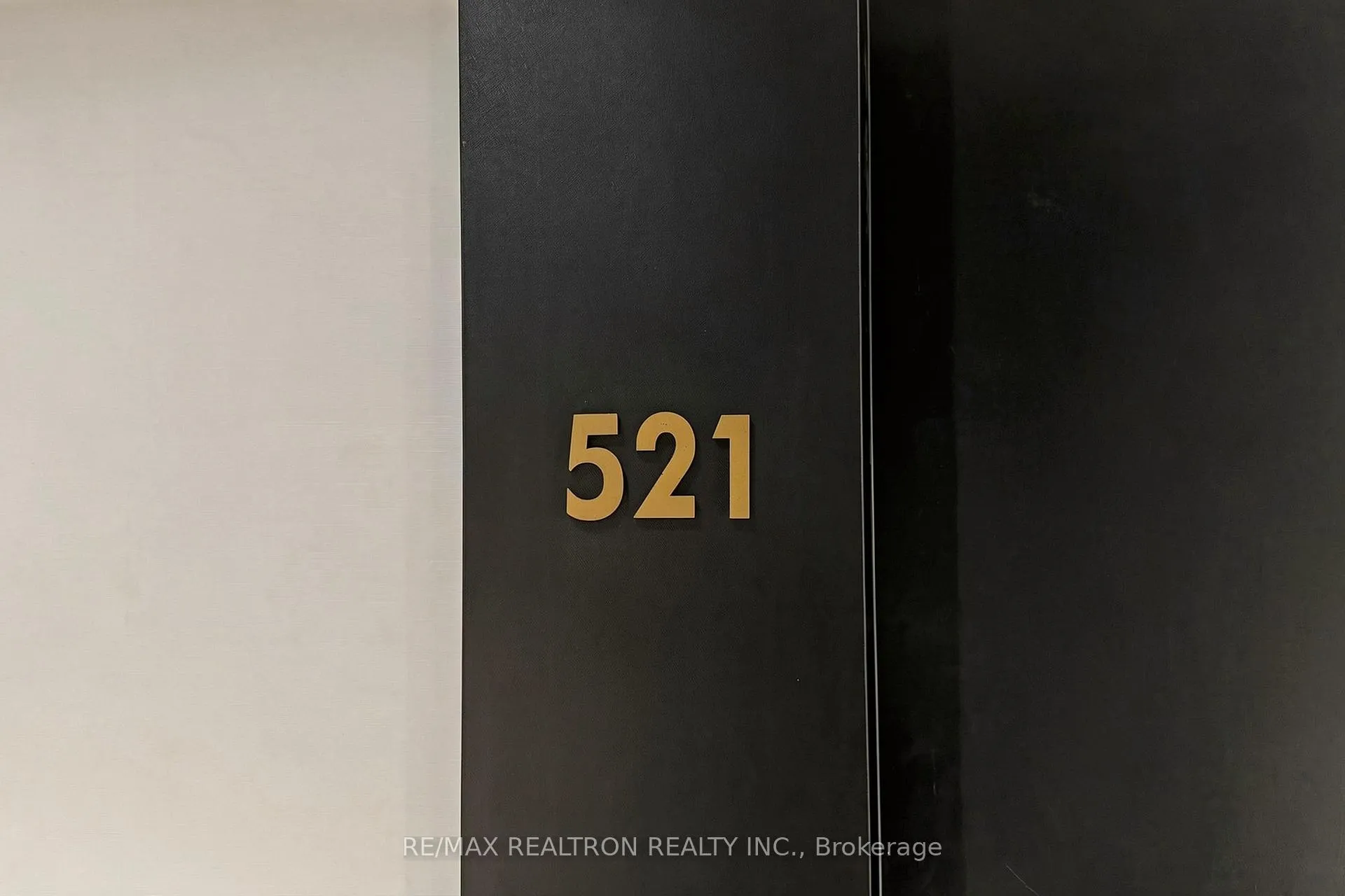 Photo 7 of Unit 521, 85 Wood Street, Toronto, Church-Yonge Corridor — HOMEH