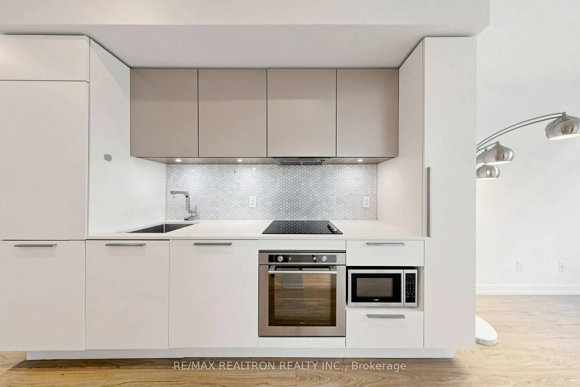 Photo 15 of Unit 521, 85 Wood Street, Toronto, Church-Yonge Corridor — HOMEH
