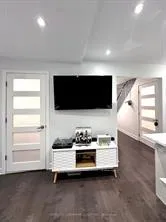 Photo 3 of 20 Porterfield Crescent, Markham, Aileen-Willowbrook — HOMEH