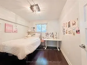Photo 9 of 20 Porterfield Crescent, Markham, Aileen-Willowbrook — HOMEH