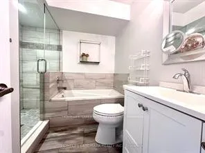 Photo 11 of 20 Porterfield Crescent, Markham, Aileen-Willowbrook — HOMEH