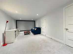 Photo 13 of 20 Porterfield Crescent, Markham, Aileen-Willowbrook — HOMEH