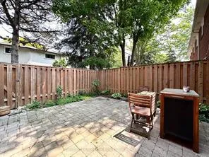 Photo 15 of 20 Porterfield Crescent, Markham, Aileen-Willowbrook — HOMEH