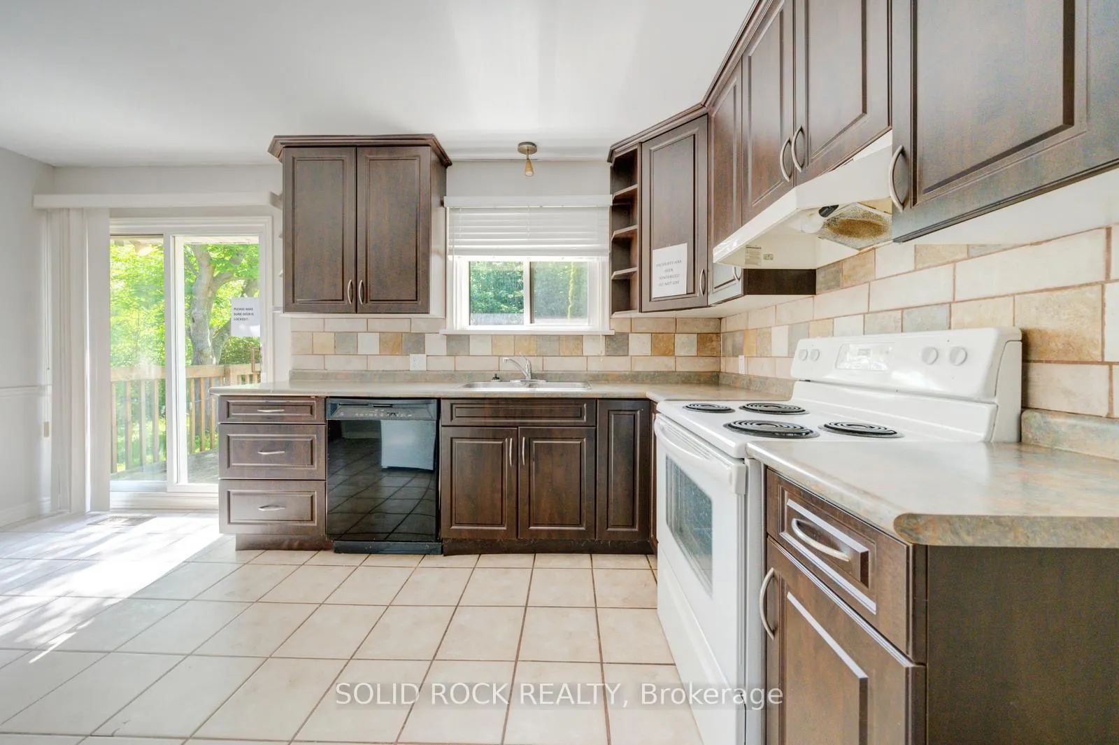 Photo 12 of 84 Jacobson Avenue, St. Catharines, Glendale/Glenridge — HOMEH