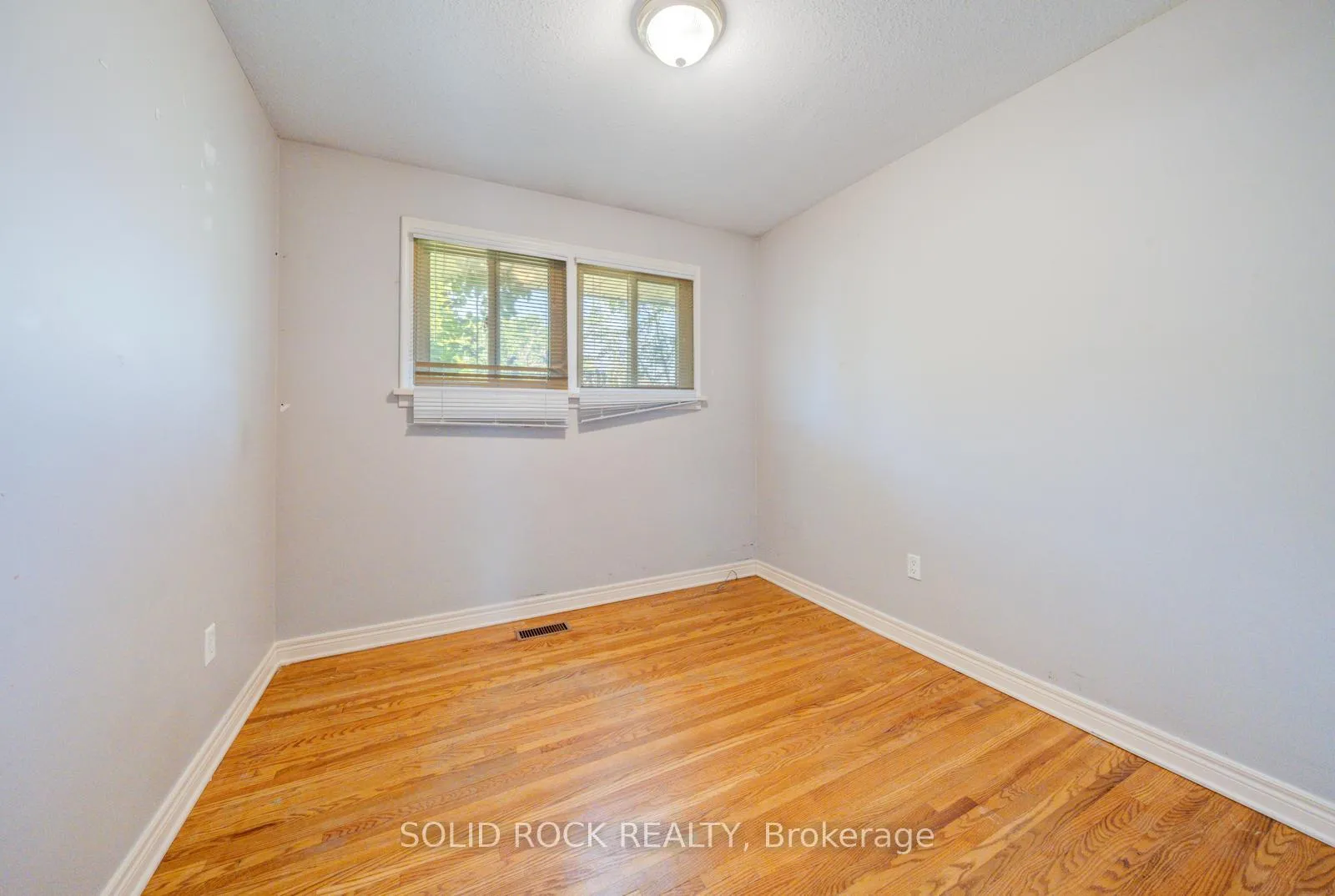 Photo 18 of 84 Jacobson Avenue, St. Catharines, Glendale/Glenridge — HOMEH