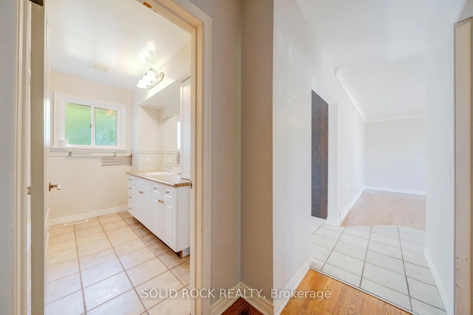 Photo 19 of 84 Jacobson Avenue, St. Catharines, Glendale/Glenridge — HOMEH