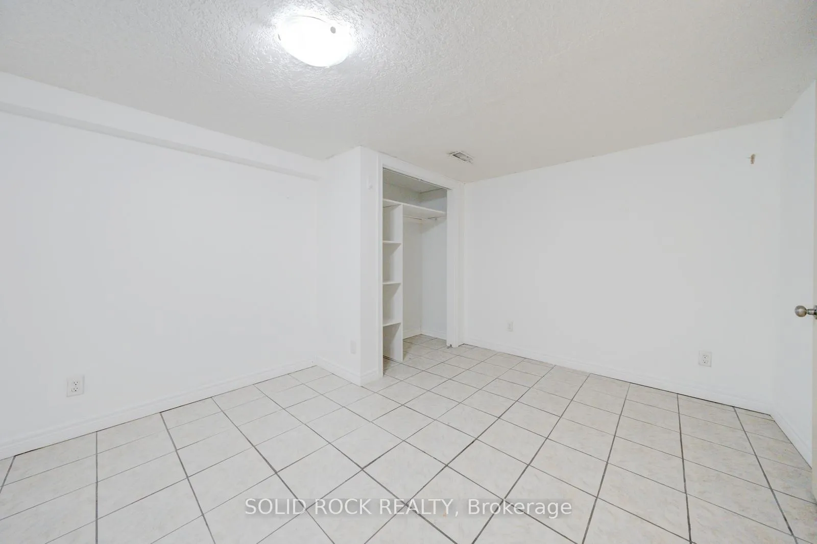 Photo 34 of 84 Jacobson Avenue, St. Catharines, Glendale/Glenridge — HOMEH