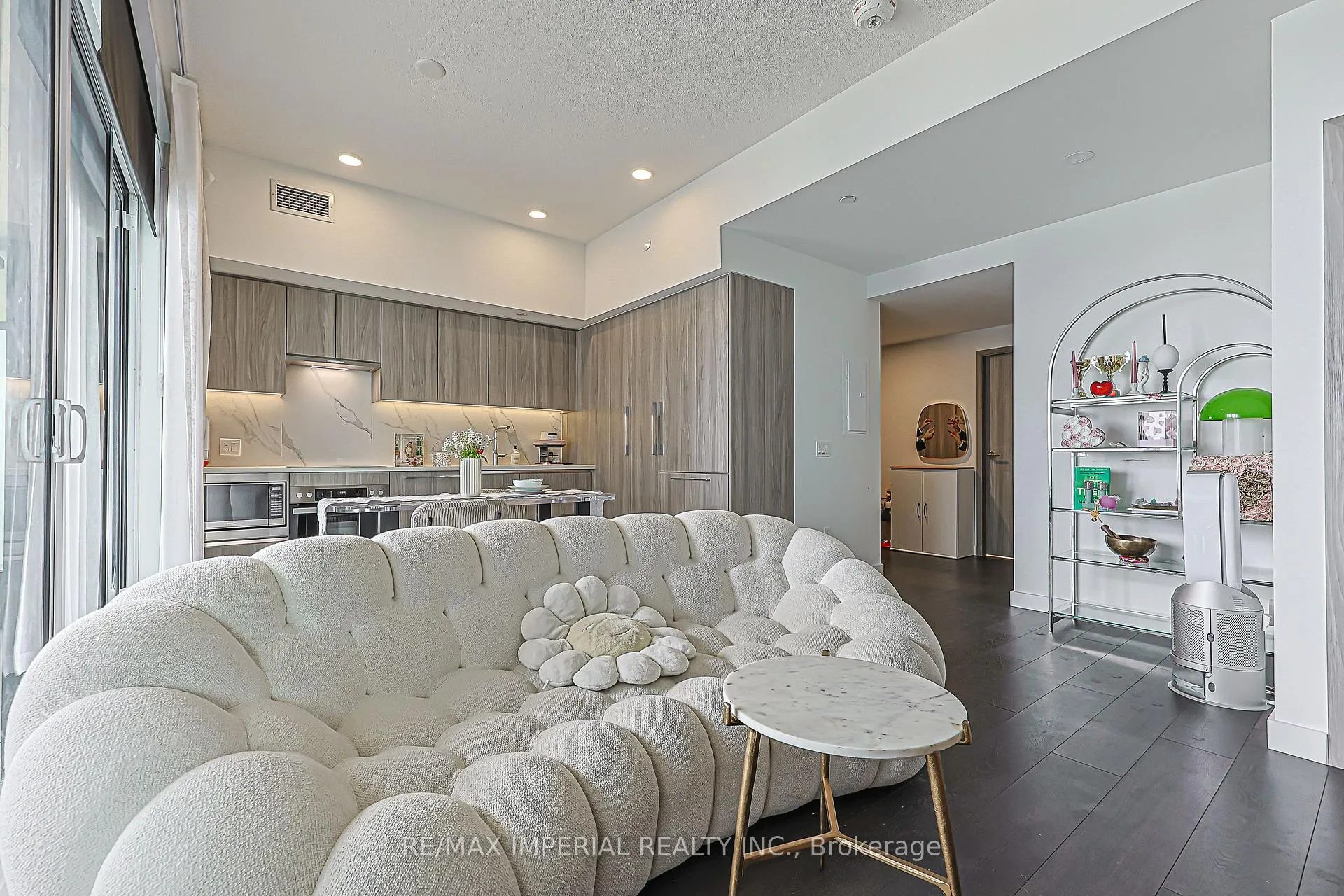 Photo 4 of Unit 3510, 1 Concord cityplace Way, Toronto, Waterfront Communities — HOMEH