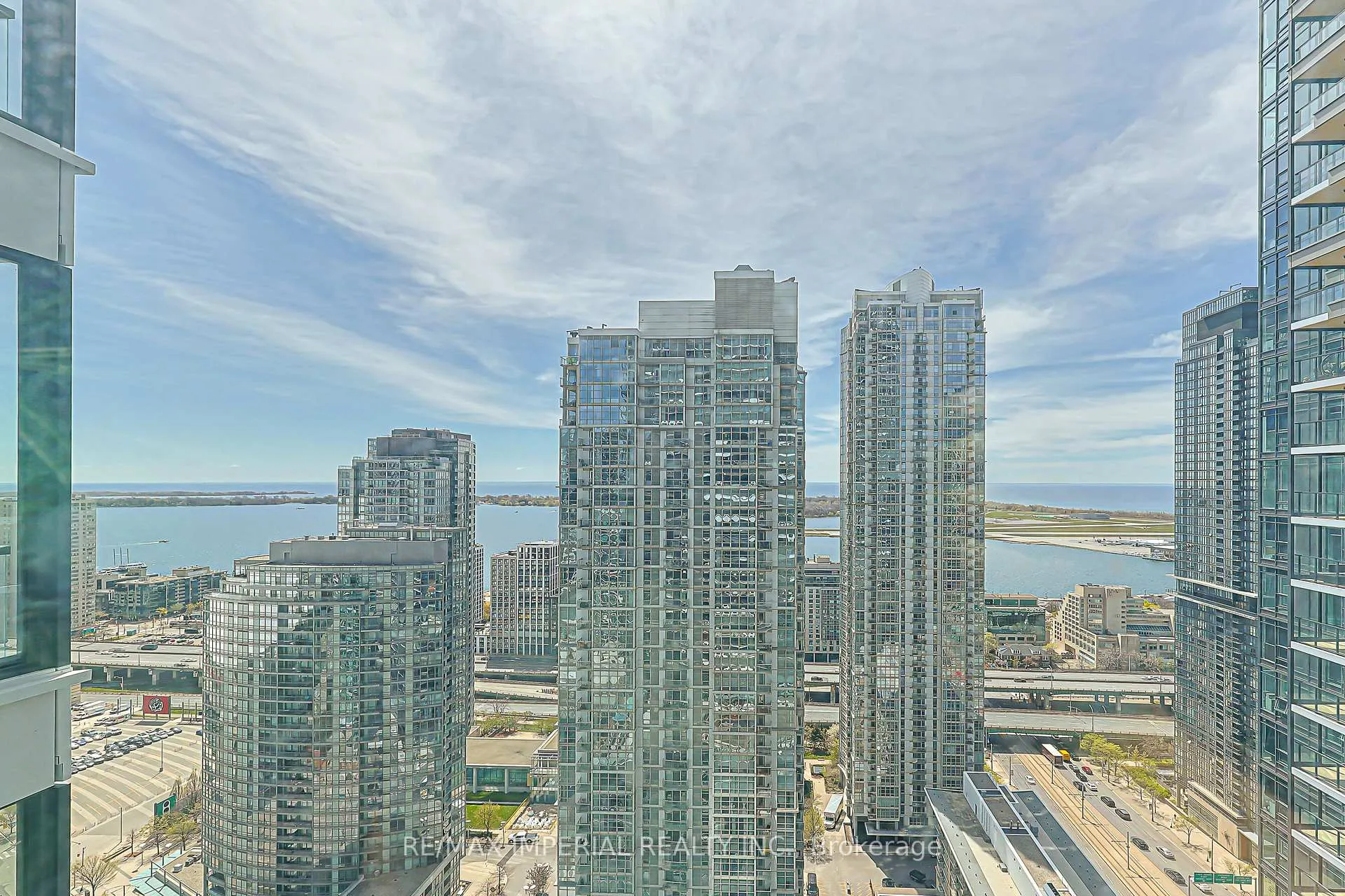 Photo 21 of Unit 3510, 1 Concord cityplace Way, Toronto, Waterfront Communities — HOMEH