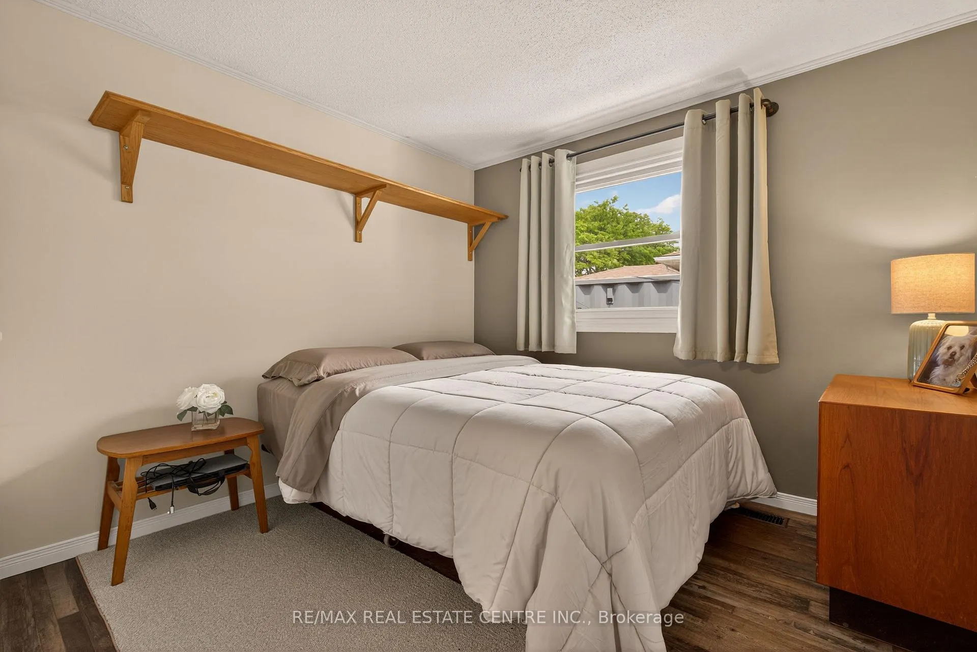 Photo 21 of 20 Nordale Crescent, Hamilton, Stoney Creek Mountain — HOMEH