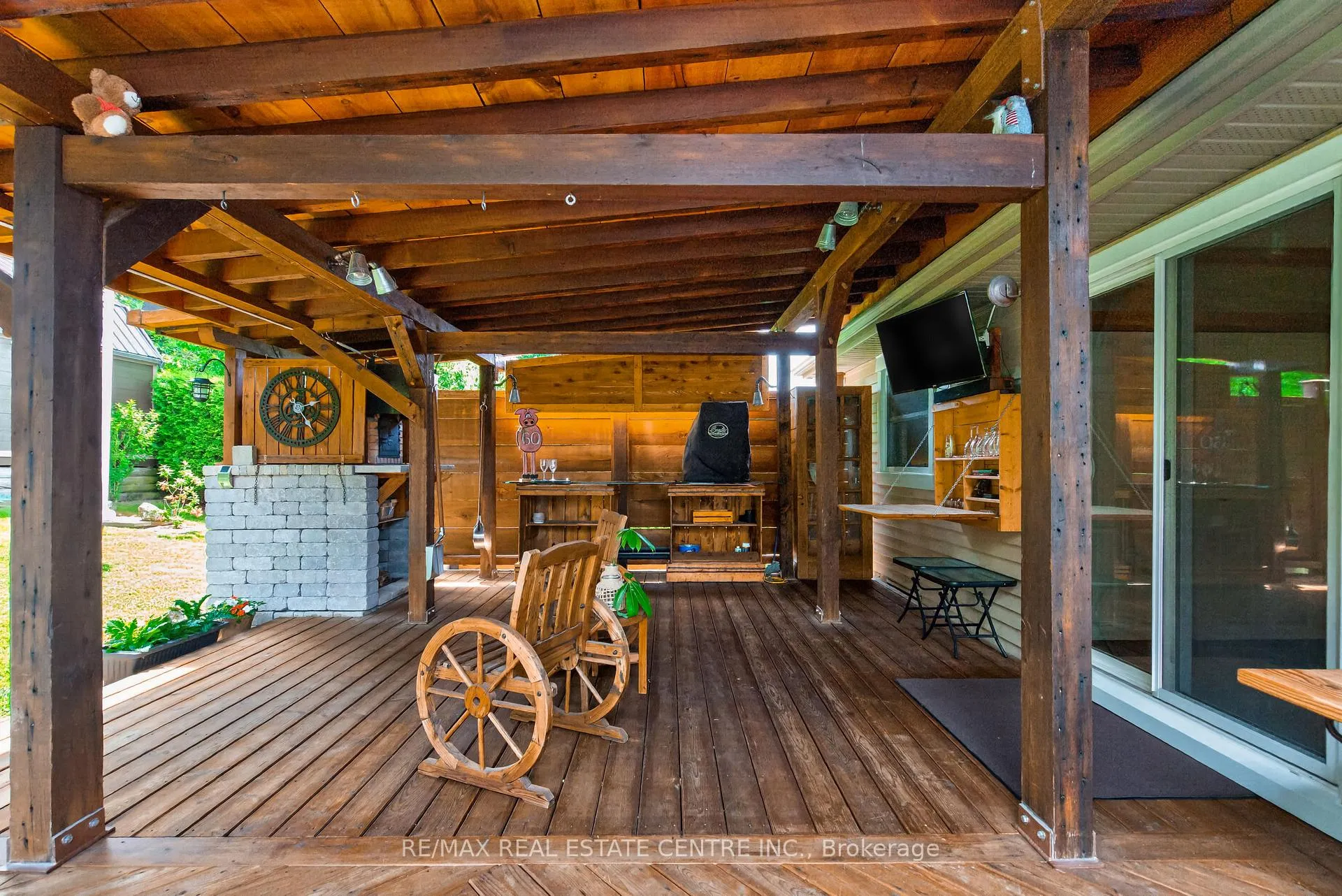 Photo 35 of 20 Nordale Crescent, Hamilton, Stoney Creek Mountain — HOMEH