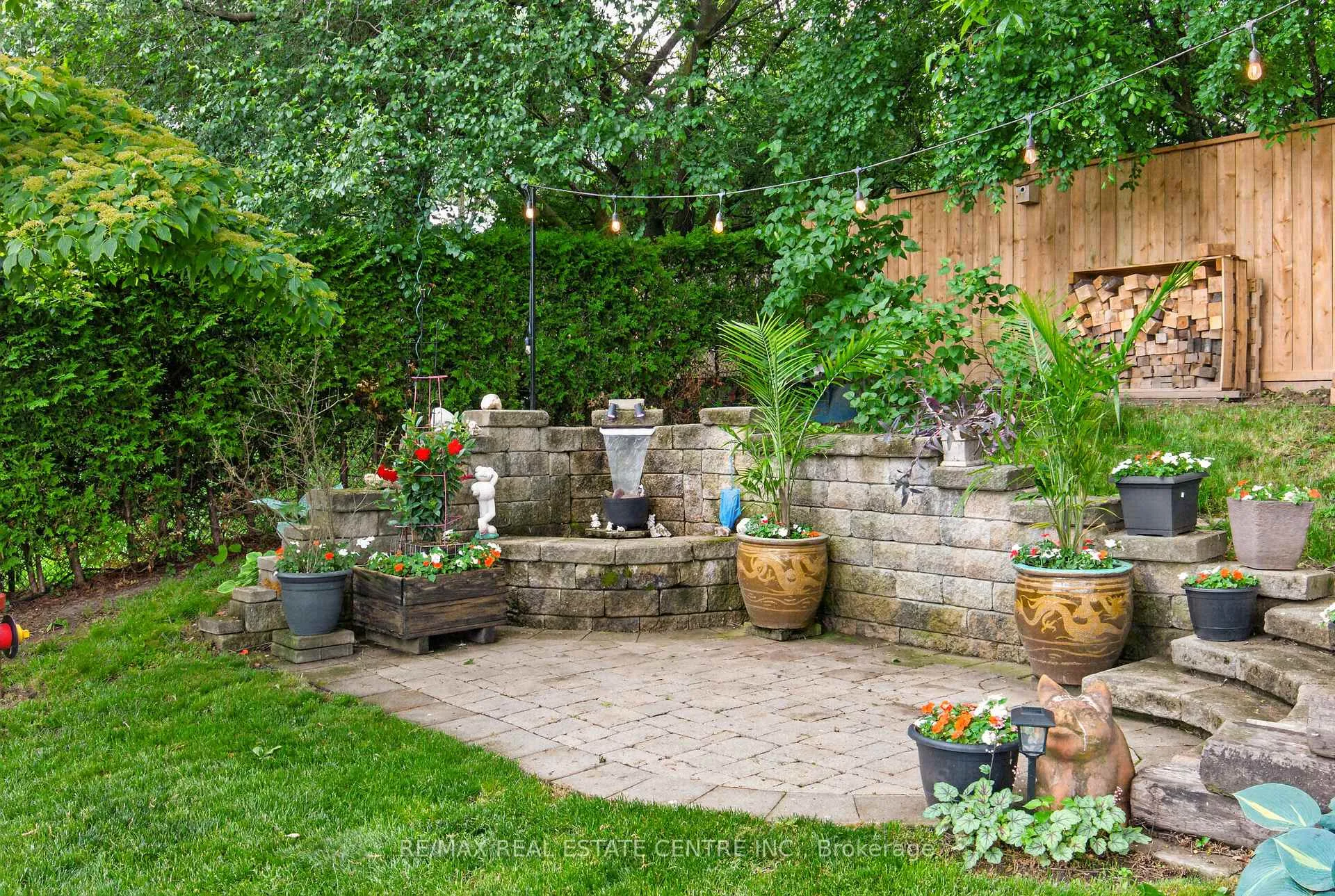 Photo 41 of 20 Nordale Crescent, Hamilton, Stoney Creek Mountain — HOMEH