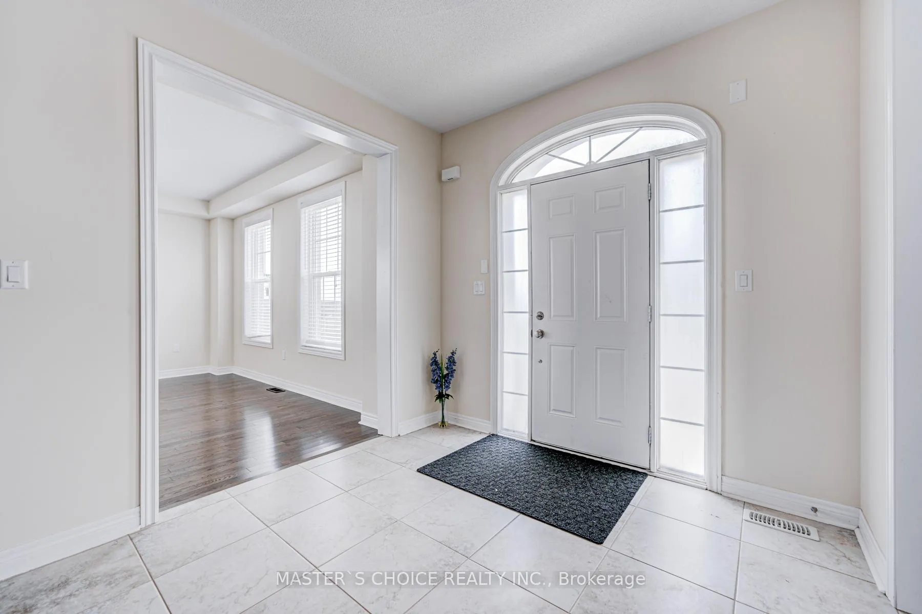 Photo 6 of 171 Staglin Court, Markham, Cathedraltown — HOMEH