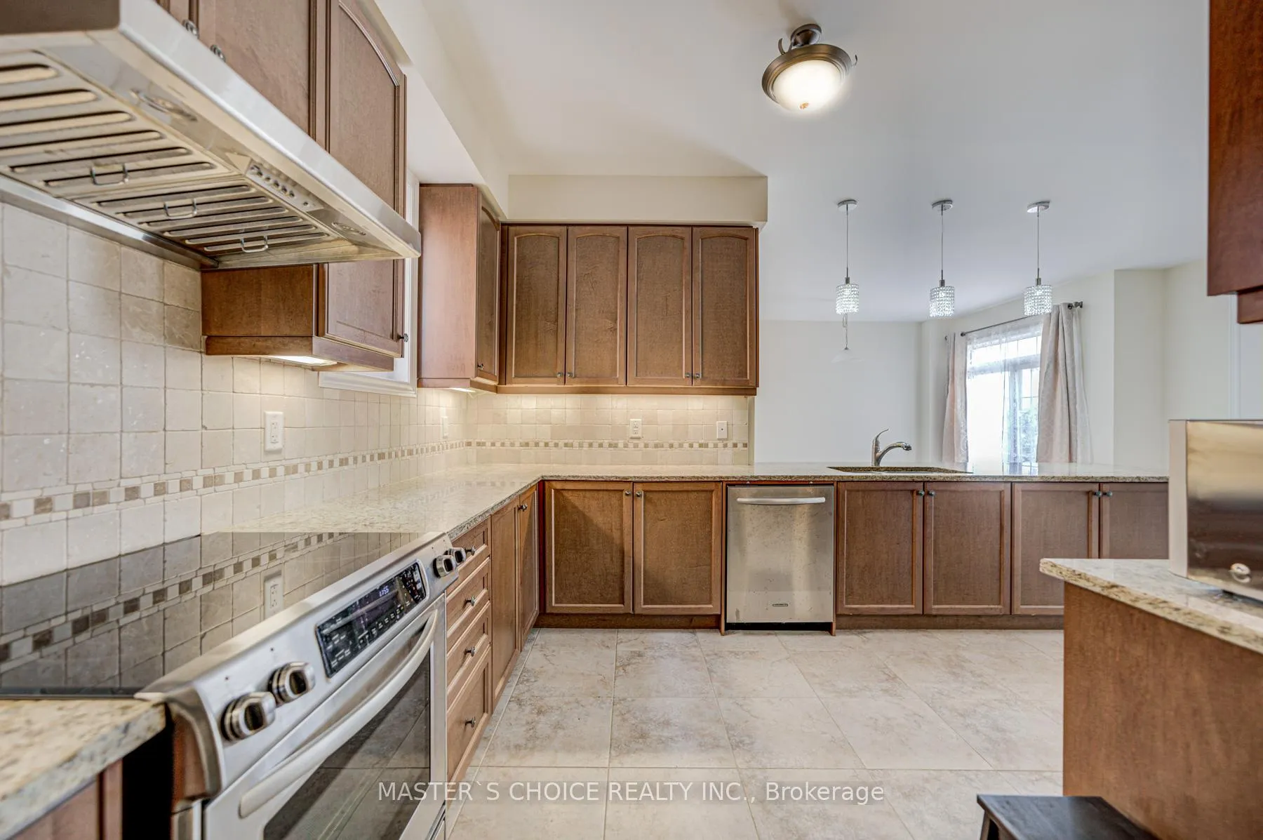 Photo 15 of 171 Staglin Court, Markham, Cathedraltown — HOMEH