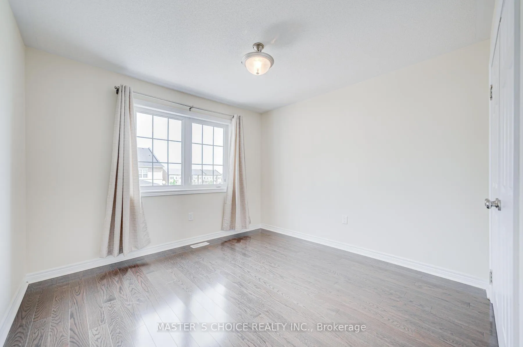 Photo 24 of 171 Staglin Court, Markham, Cathedraltown — HOMEH