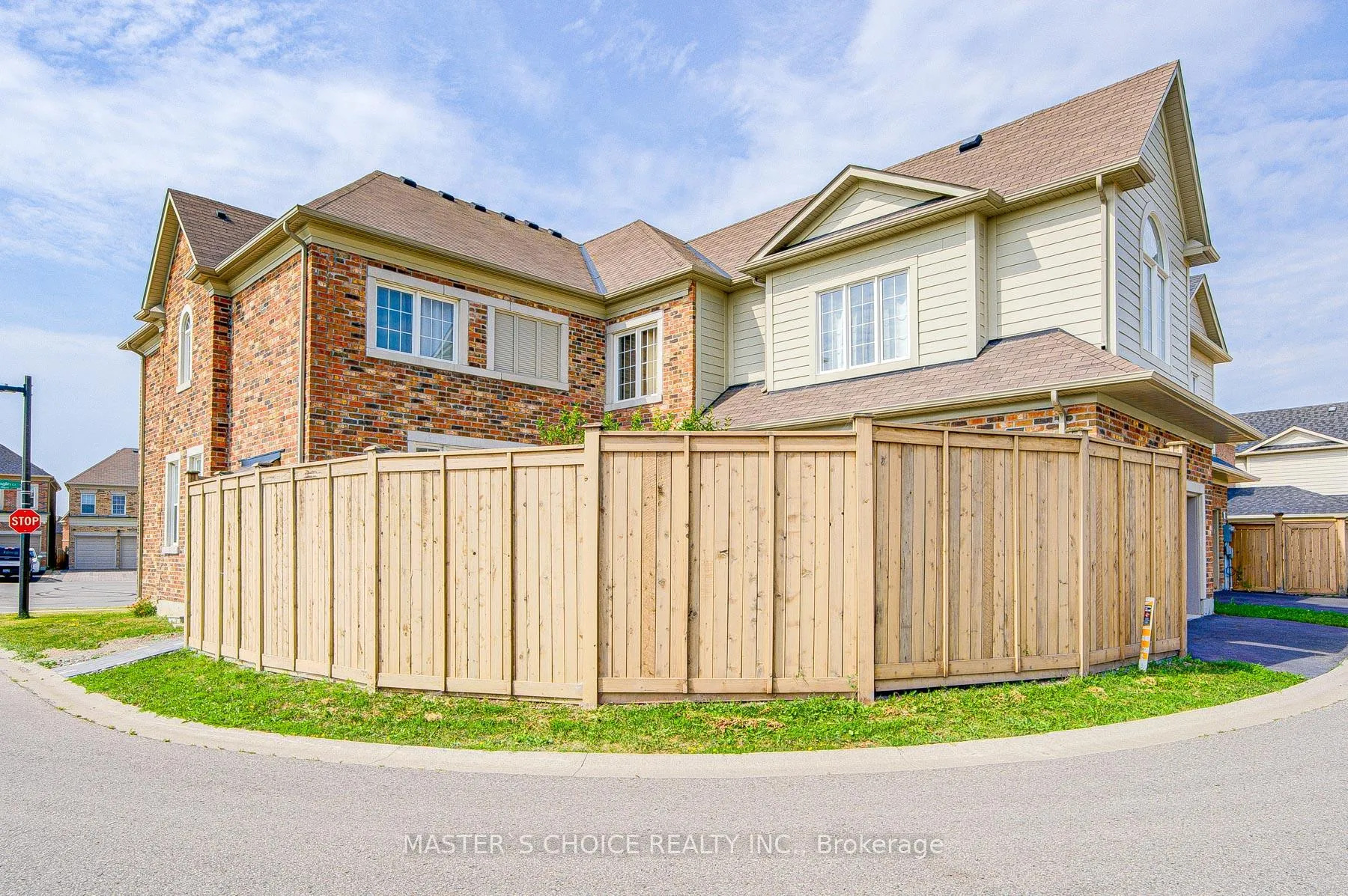 Photo 36 of 171 Staglin Court, Markham, Cathedraltown — HOMEH