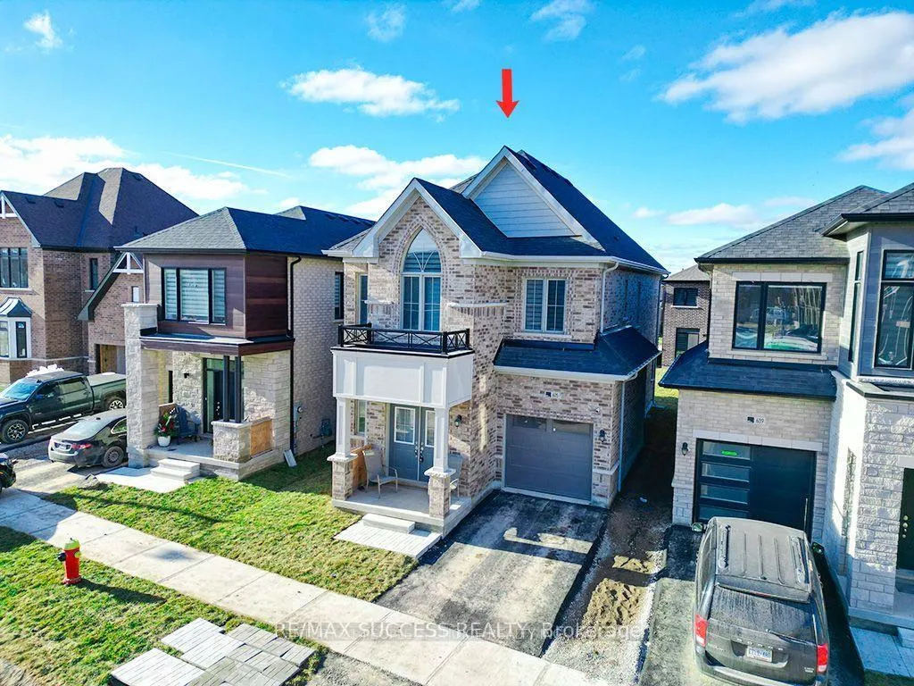 Photo 2 of 605 Etheridge Avenue, Milton, Cobban — HOMEH