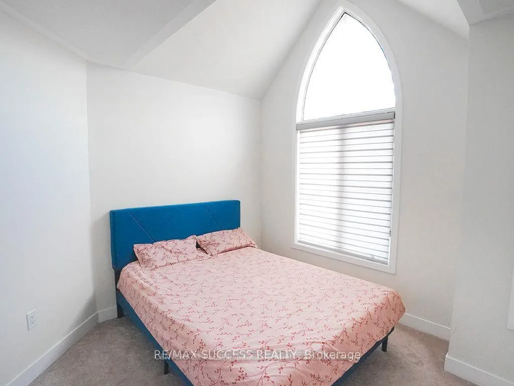 Photo 10 of 605 Etheridge Avenue, Milton, Cobban — HOMEH