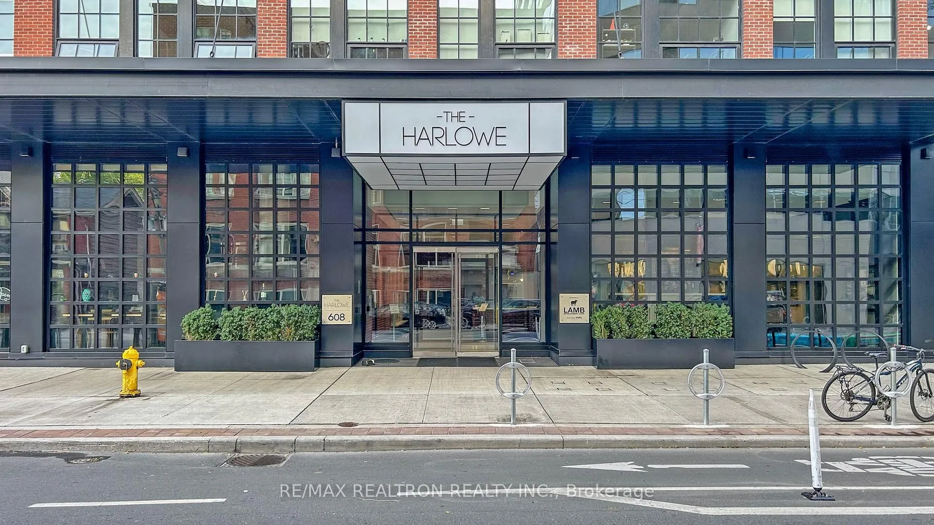Front of Unit 201, 608 Richmond Street W