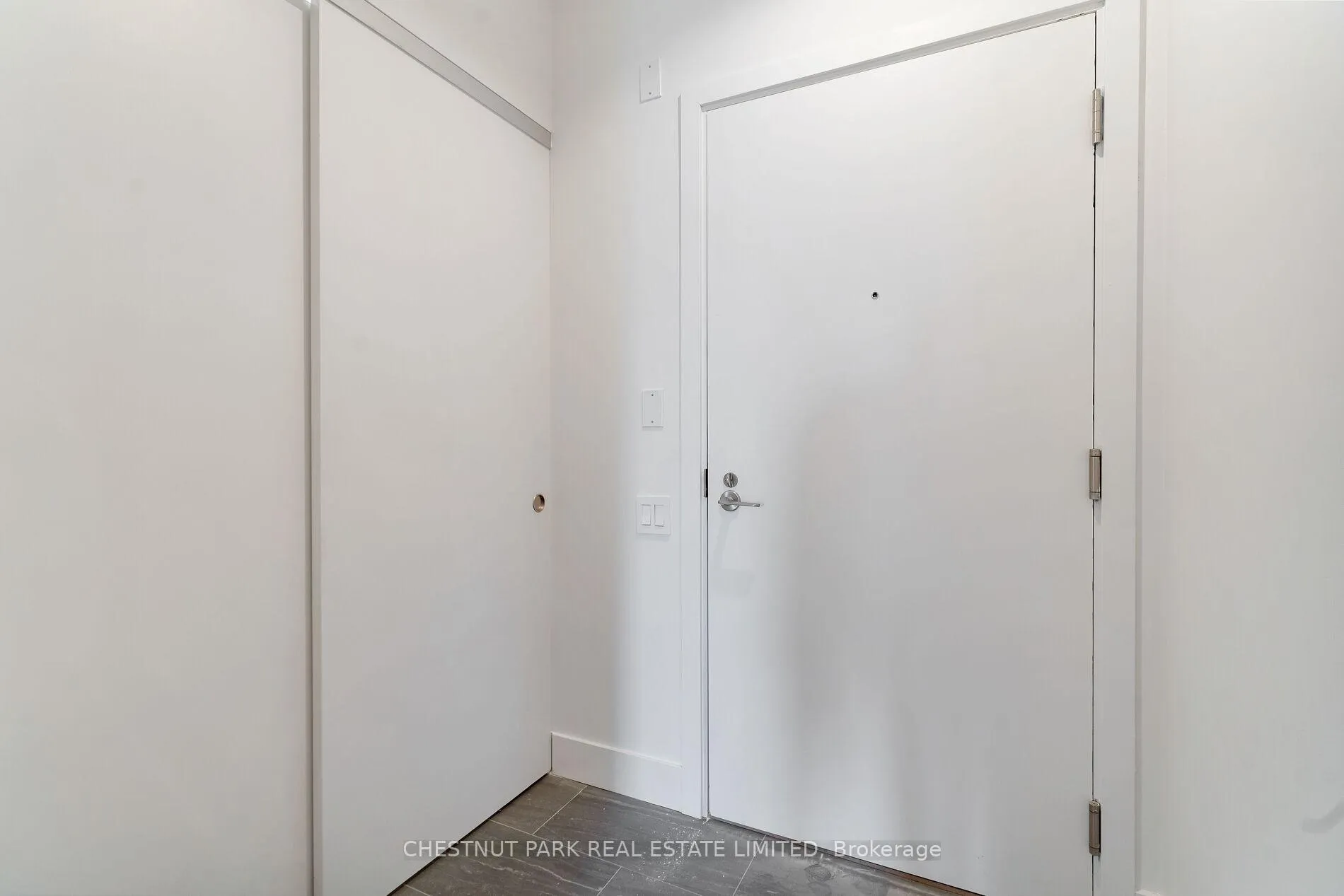 Photo 10 of Unit 302, 1414 Bayview Avenue, Toronto, Mount Pleasant East — HOMEH