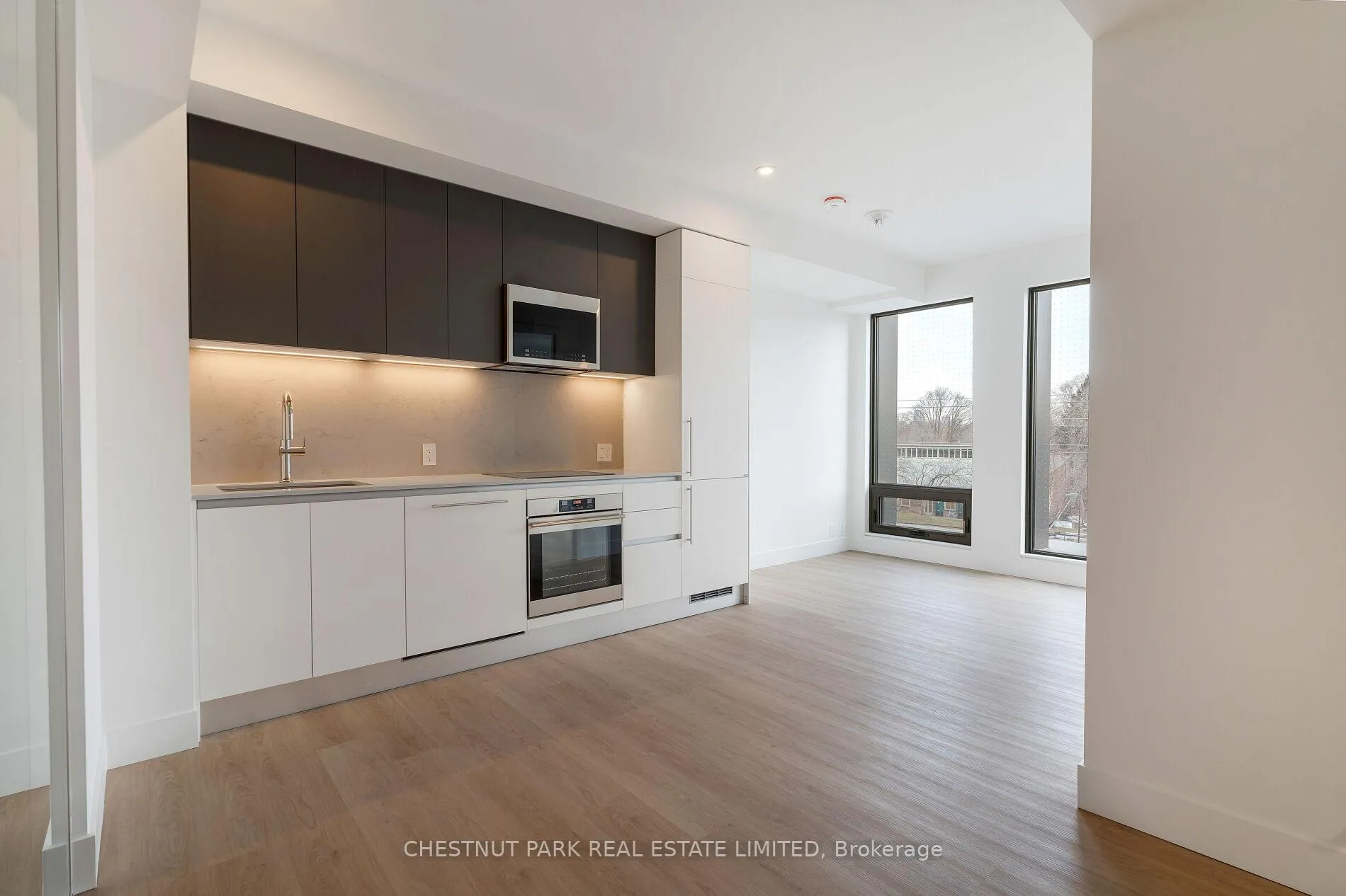 Photo 12 of Unit 302, 1414 Bayview Avenue, Toronto, Mount Pleasant East — HOMEH