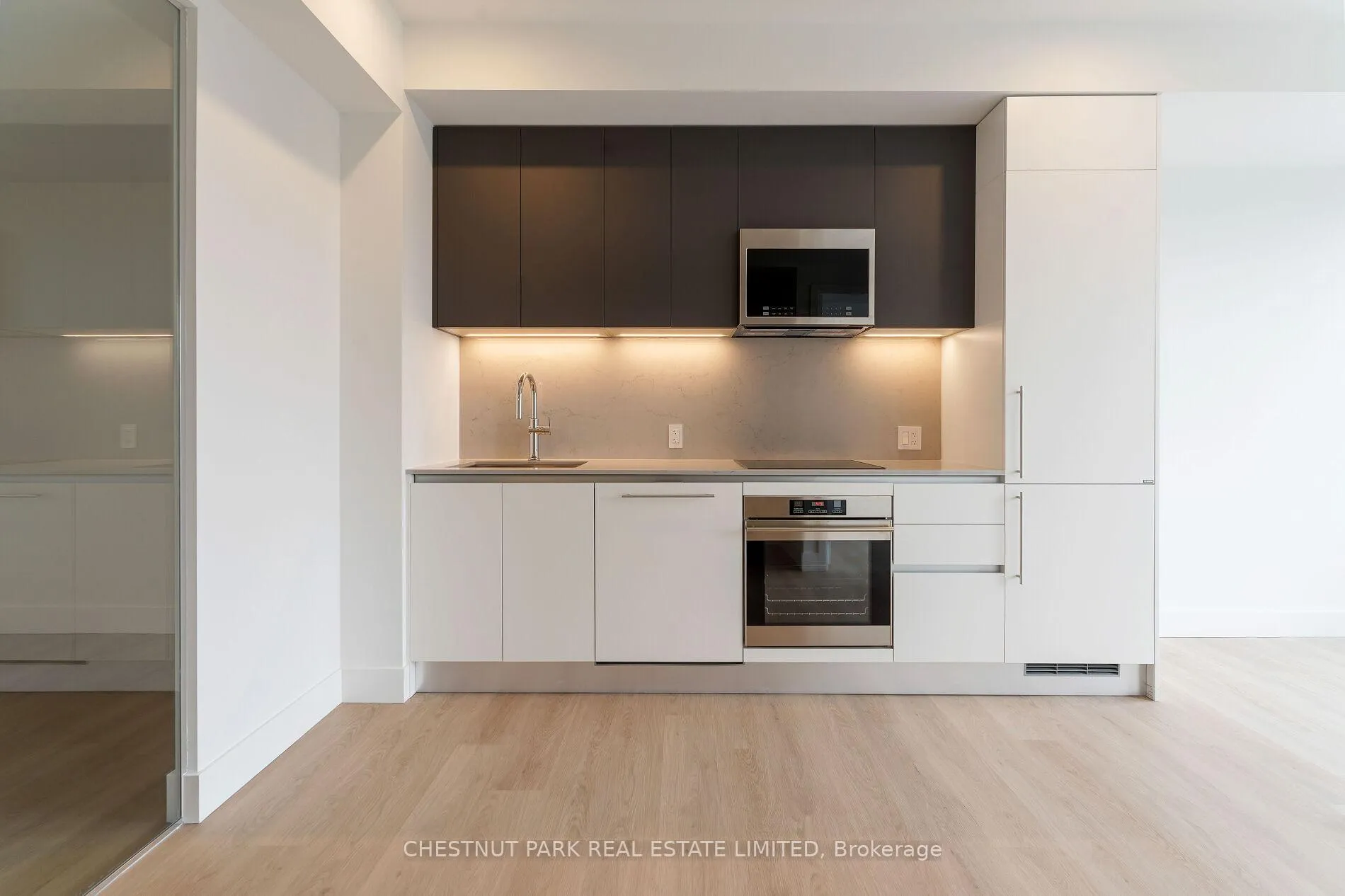 Photo 13 of Unit 302, 1414 Bayview Avenue, Toronto, Mount Pleasant East — HOMEH