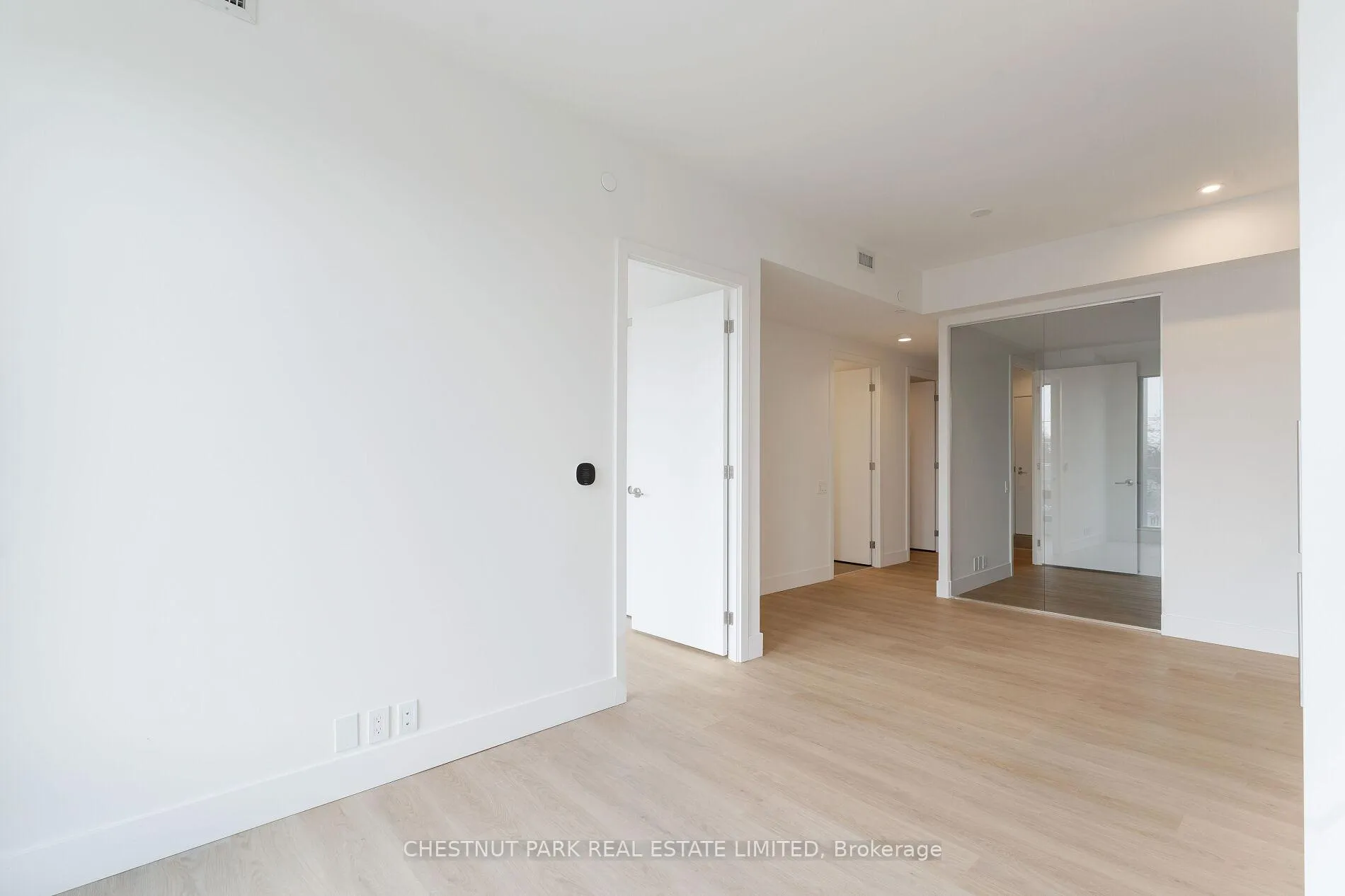 Photo 17 of Unit 302, 1414 Bayview Avenue, Toronto, Mount Pleasant East — HOMEH