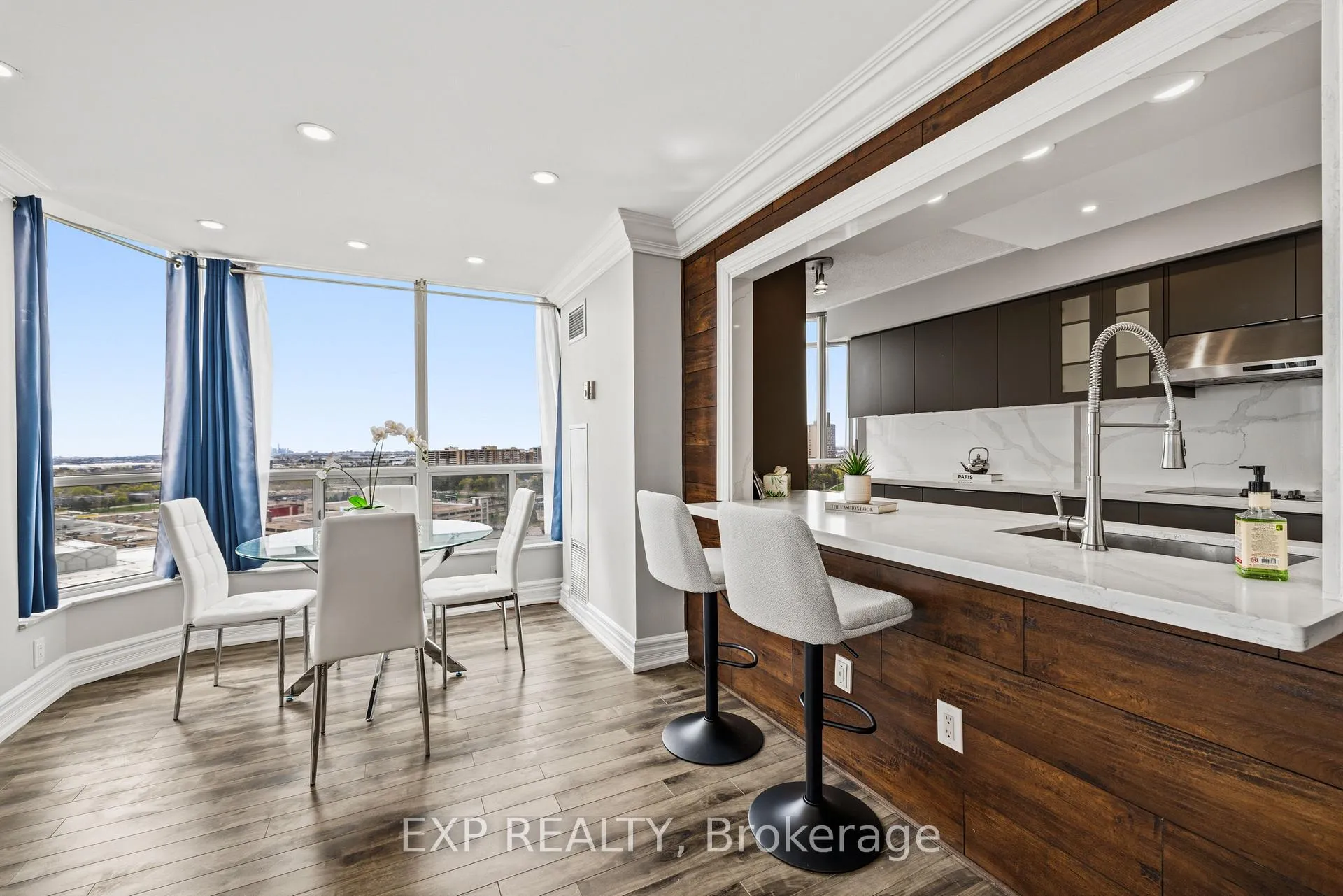 Photo 22 of Unit 1710, 22 Hanover Road, Brampton, Queen Street Corridor — HOMEH