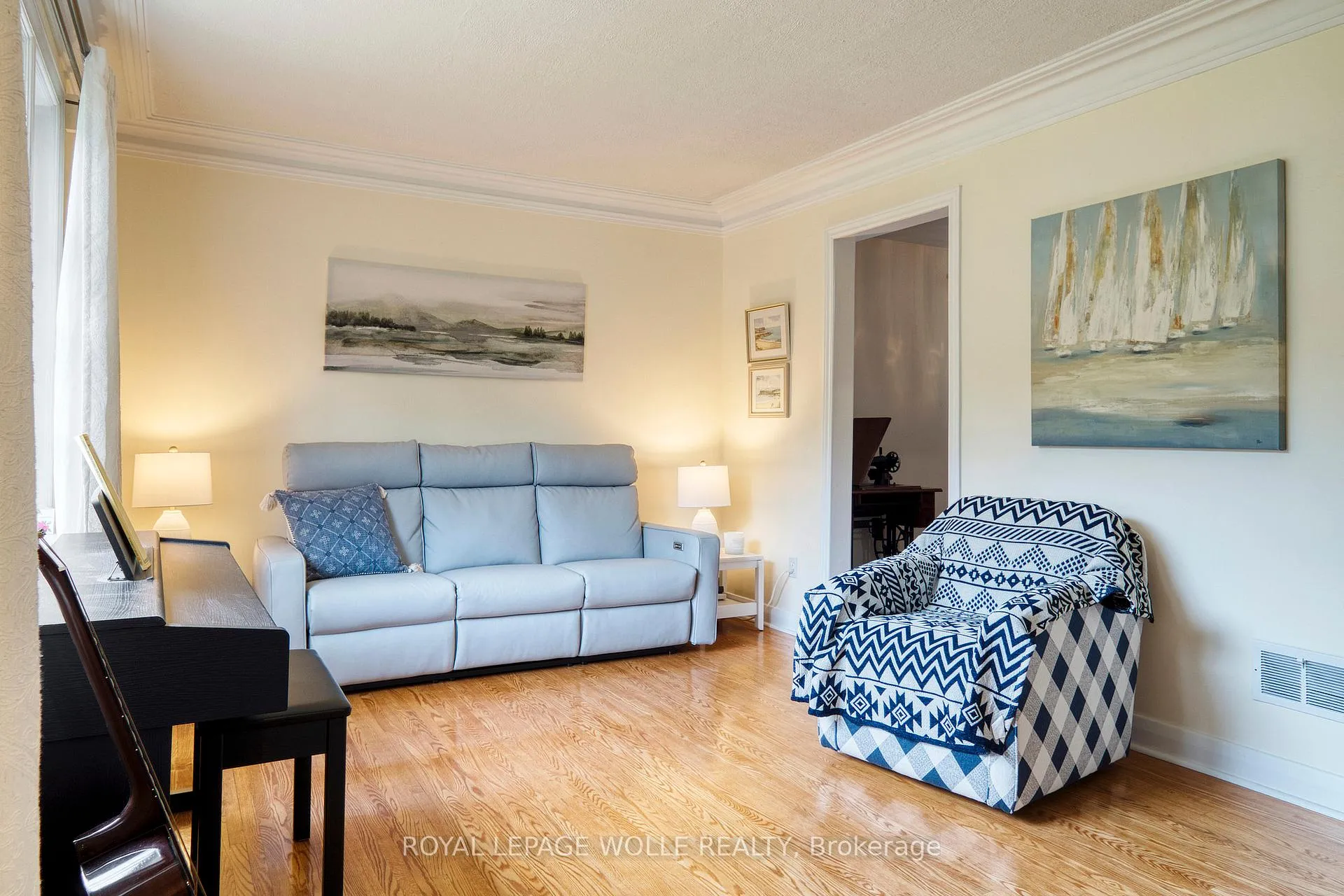 Photo 8 of 5 Brentwood Avenue, Kitchener — HOMEH