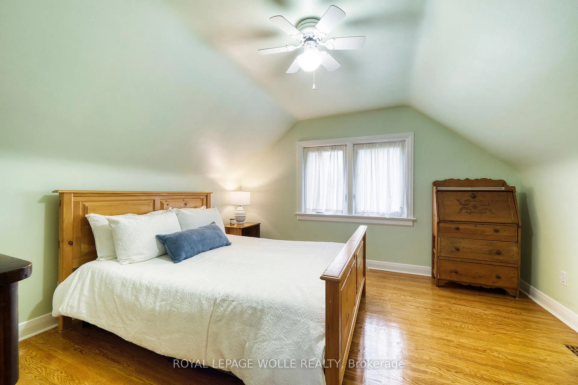 Photo 28 of 5 Brentwood Avenue, Kitchener — HOMEH